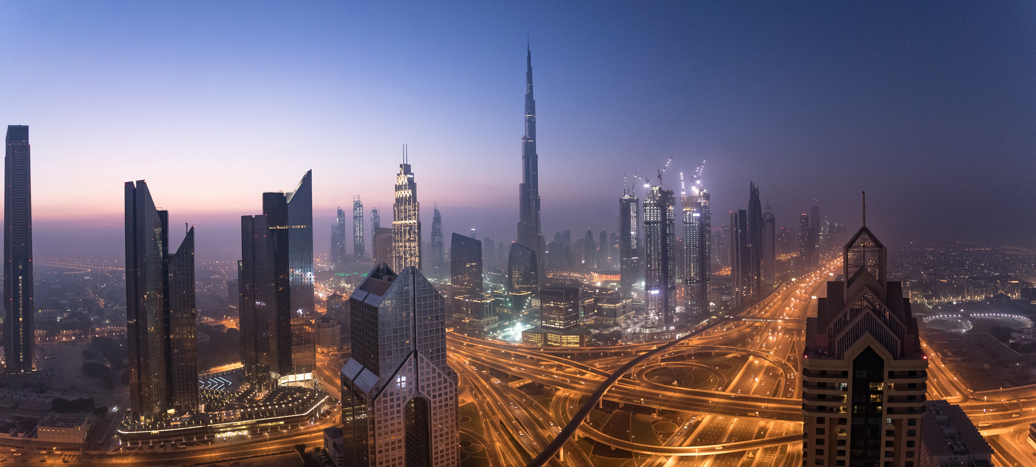 Canon EF 8-15mm F4L Fisheye USM sample photo. "concrete jungle" photography
