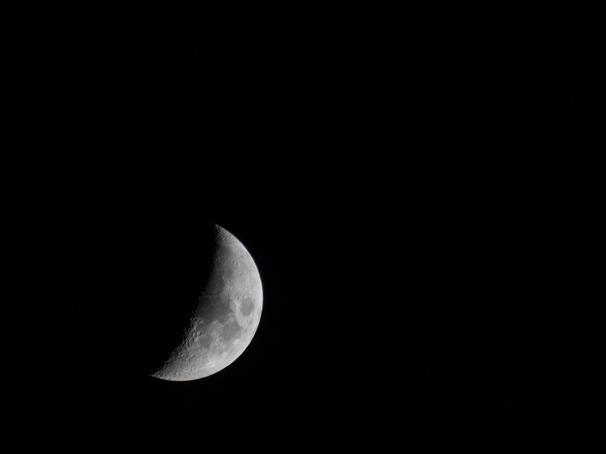 Canon EF 70-300mm F4-5.6 IS USM sample photo. Crescent photography