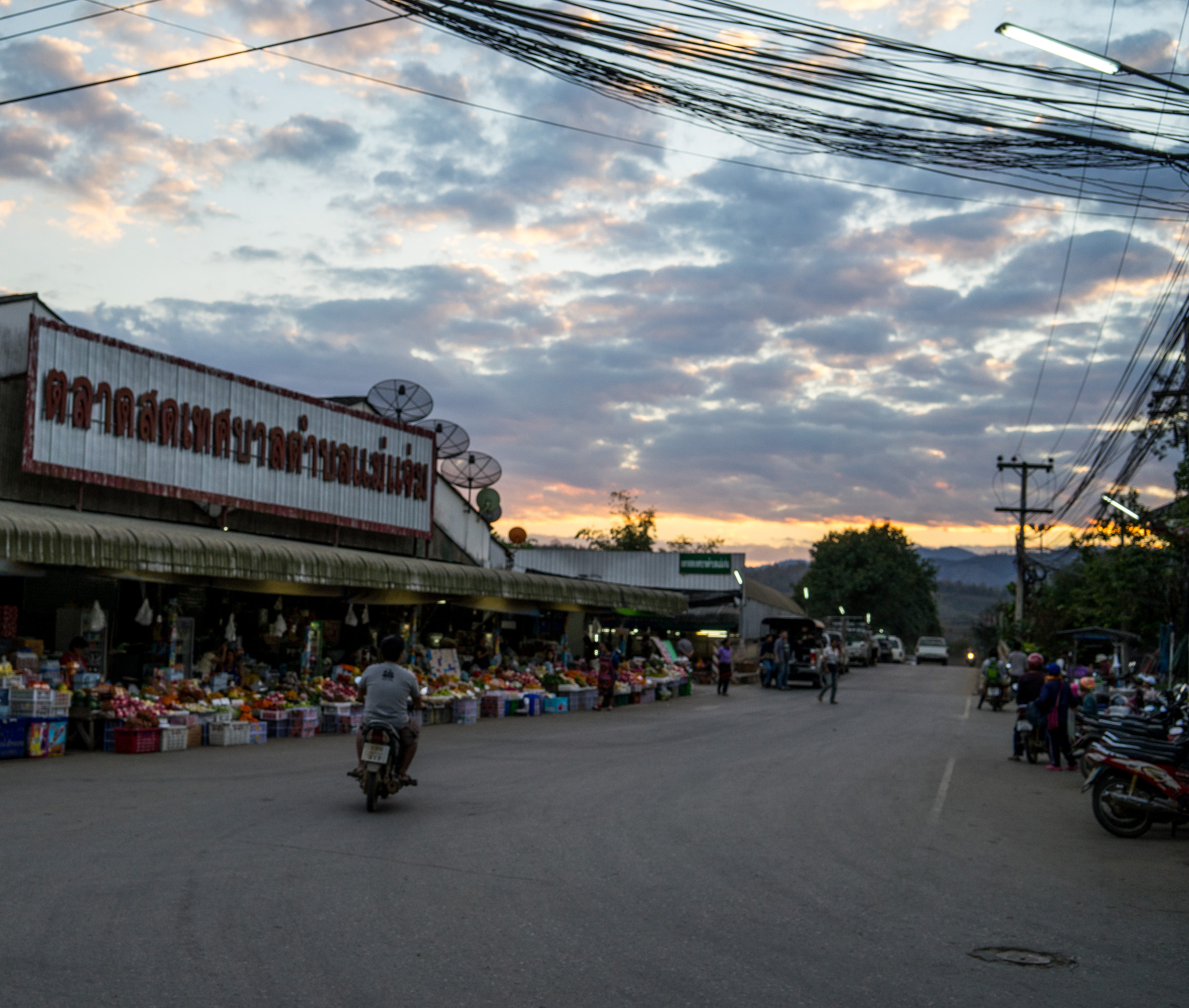 Sony a7 II + Sony Sonnar T* FE 35mm F2.8 ZA sample photo. Thailand photography