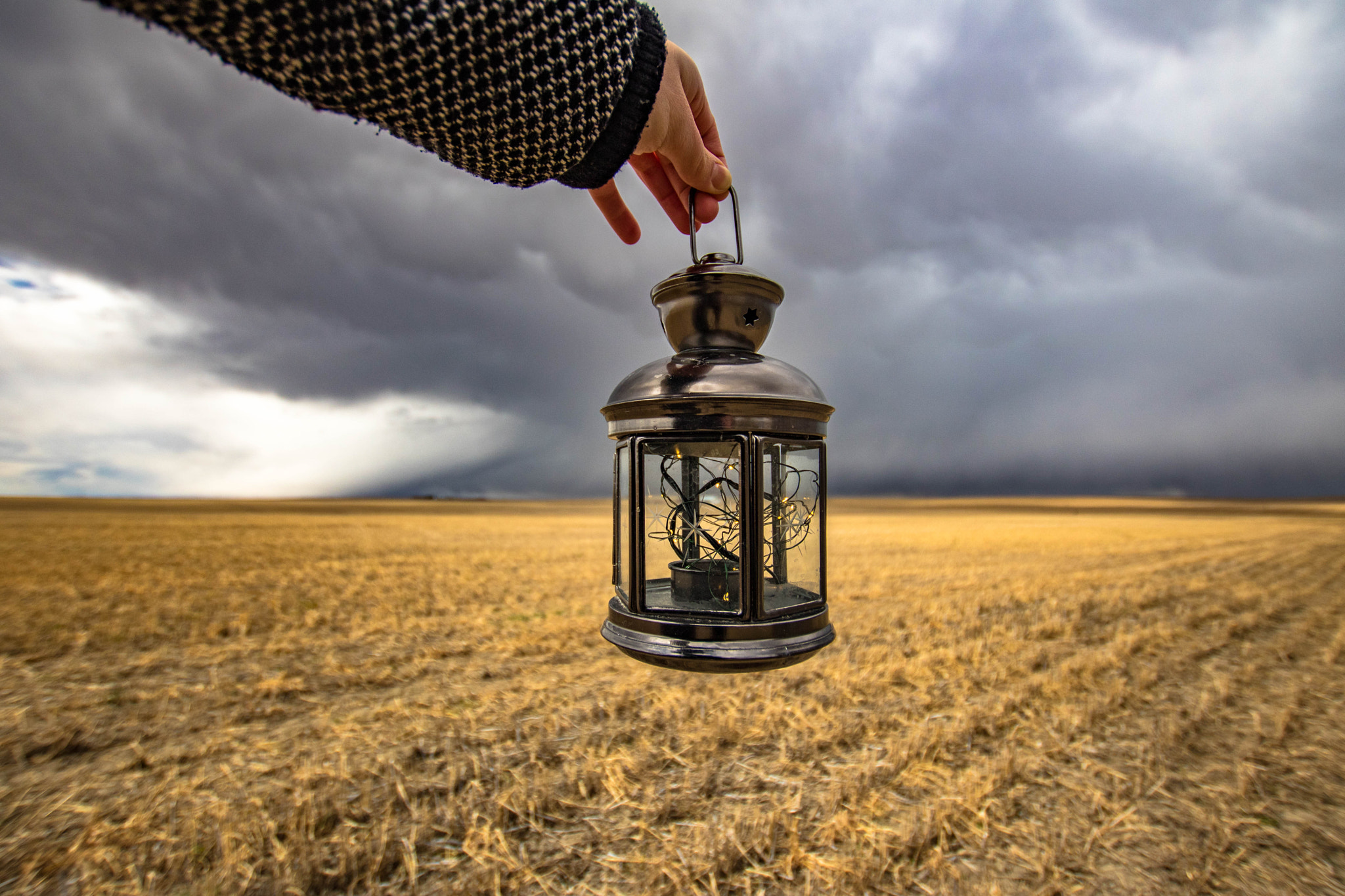 Sigma 10-20mm F3.5 EX DC HSM sample photo. Storm warnings photography