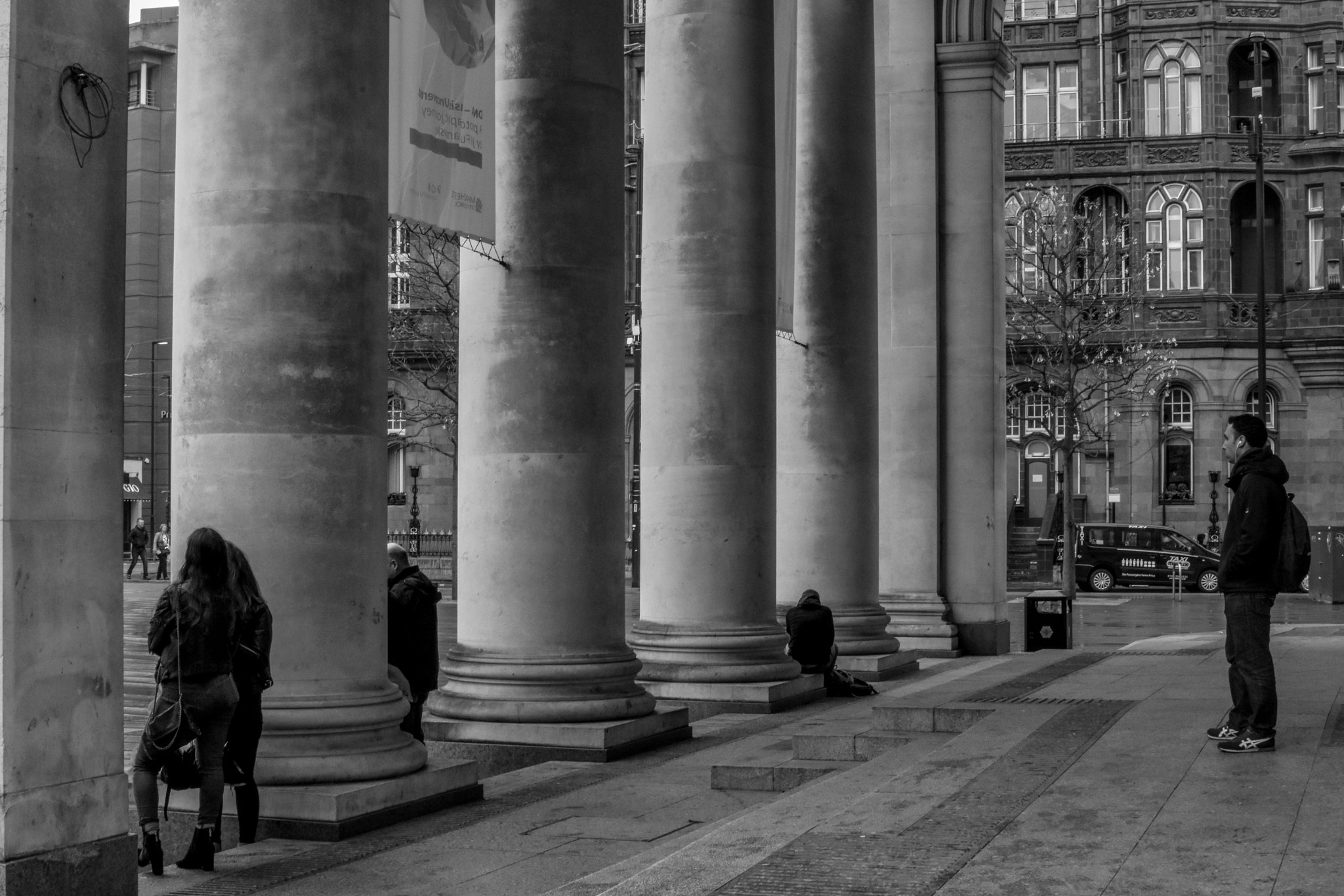 Nikon AF-S DX Nikkor 35mm F1.8G sample photo. Pillars photography