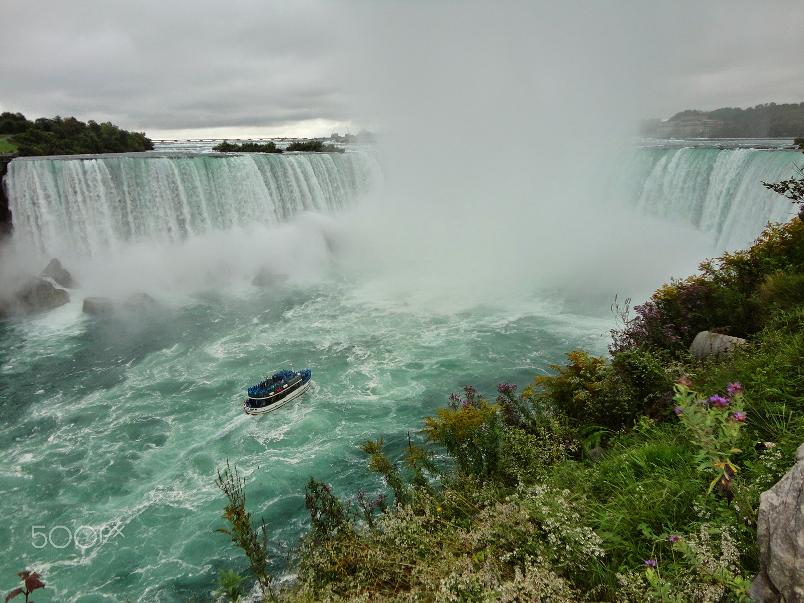 Sony Cyber-shot DSC-W570 sample photo. Niagara falls, canada photography