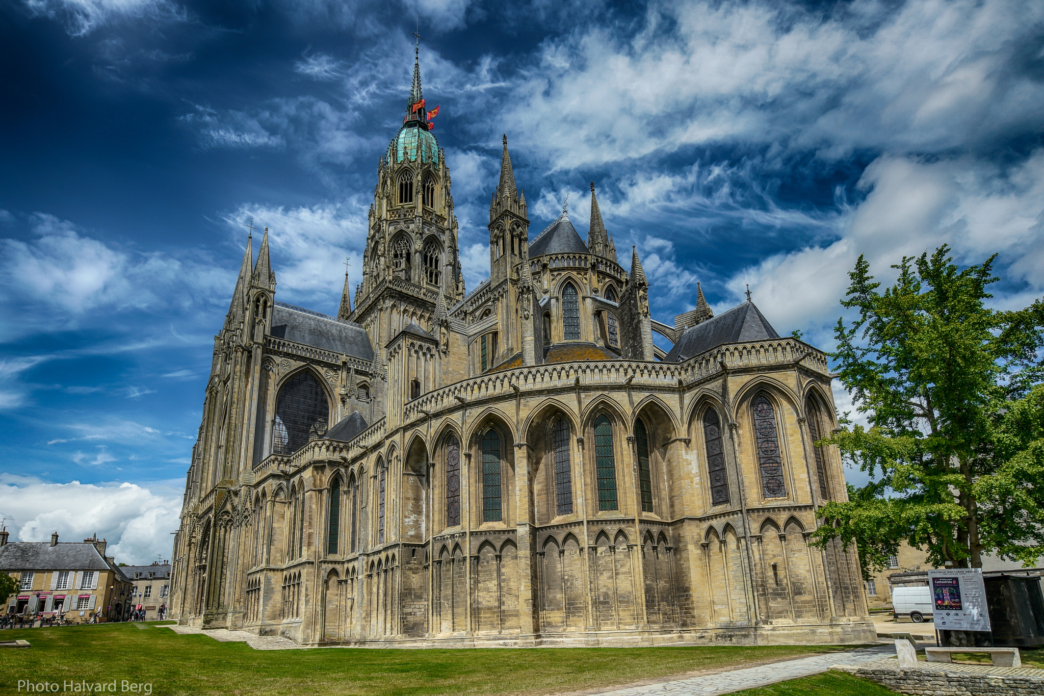 Samsung NX1 + Samsung NX 12-24mm F4-5.6 ED sample photo. Cathedral of our lady of bayeux photography