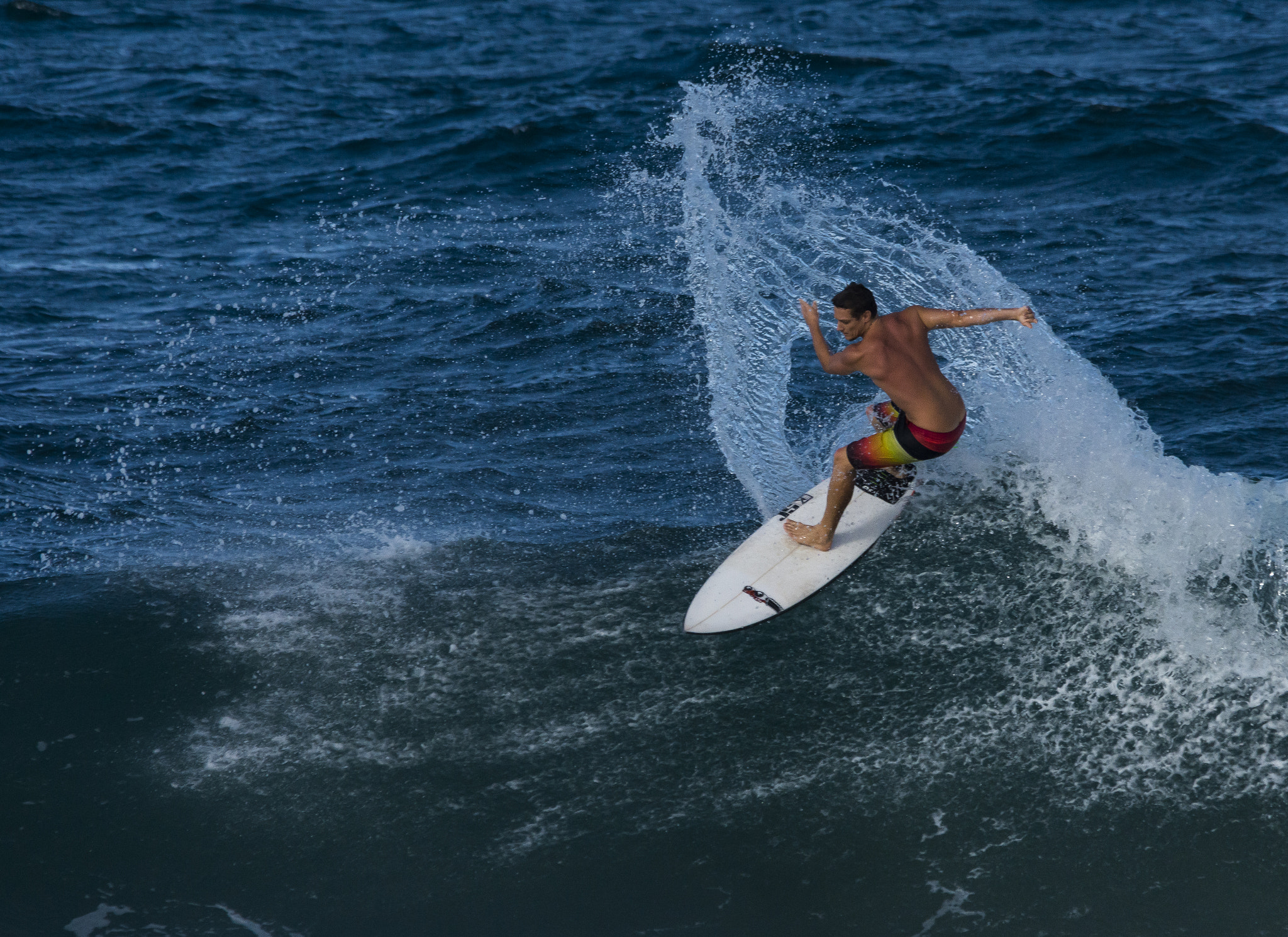 Sigma 150-500mm F5-6.3 DG OS HSM sample photo. Surf at burleigh heads photography