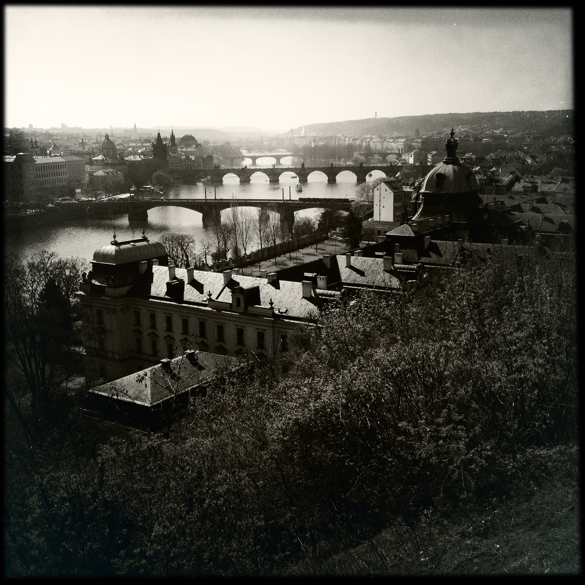 Hipstamatic 333 sample photo. Bridges of prague photography