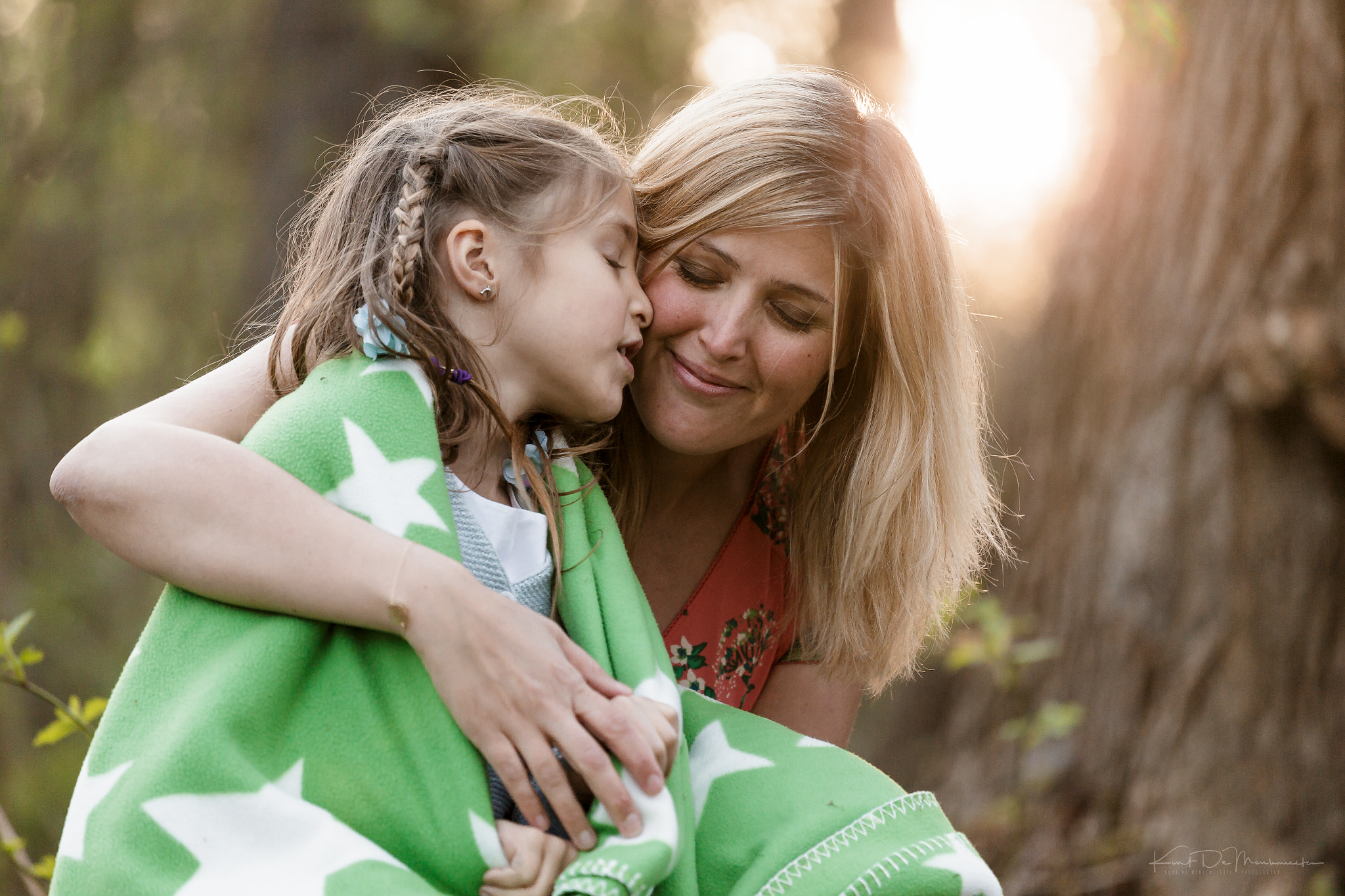 Canon EF 70-200mm F4L IS USM sample photo. • mothers' love • photography