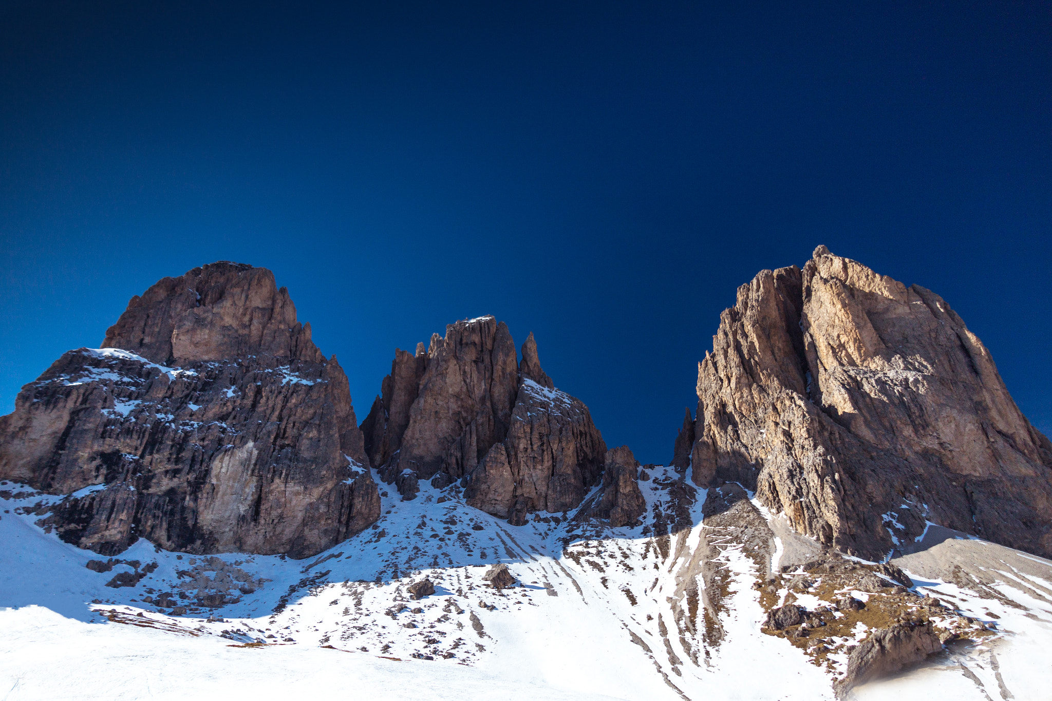 Canon EF 28-135mm F3.5-5.6 IS USM sample photo. Saso longo, dolomites photography
