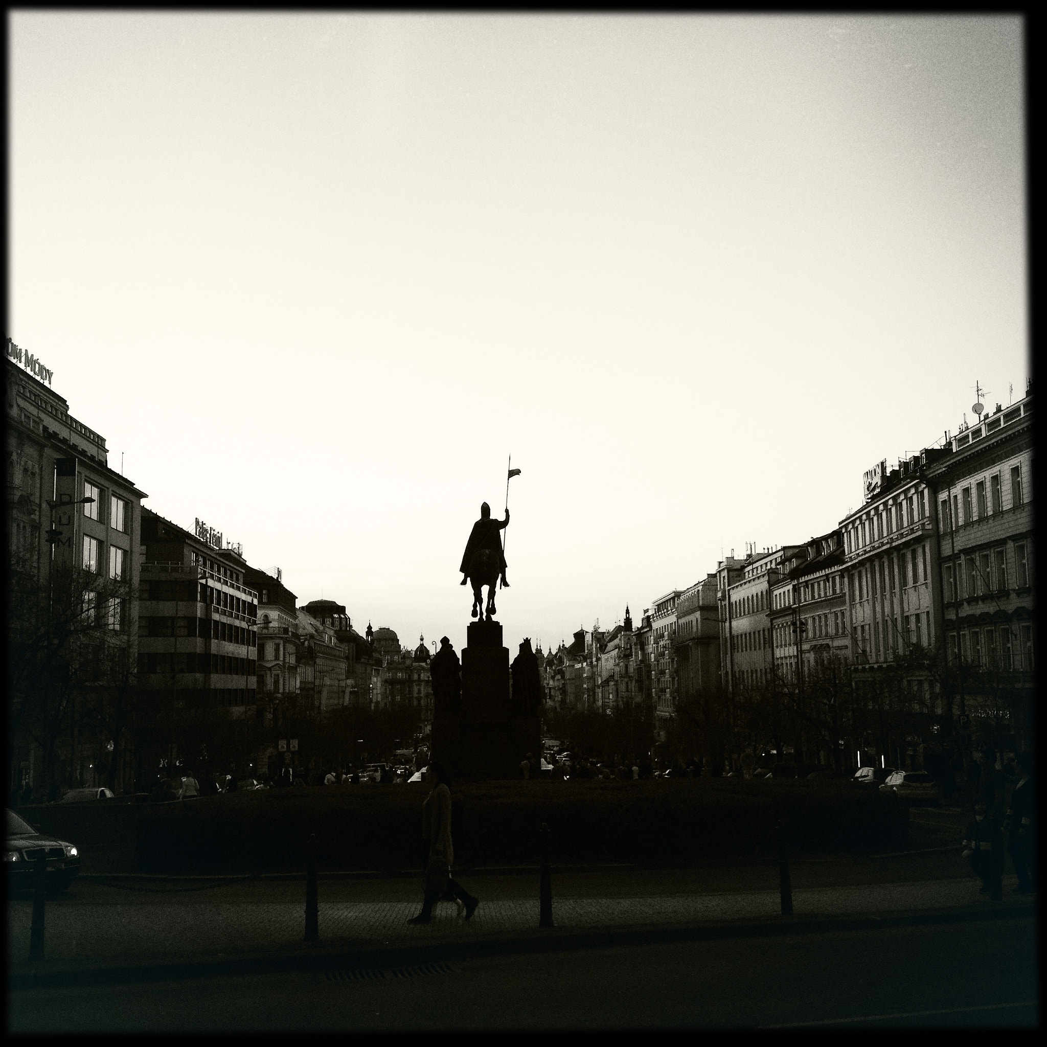Hipstamatic 333 sample photo. Prague photography