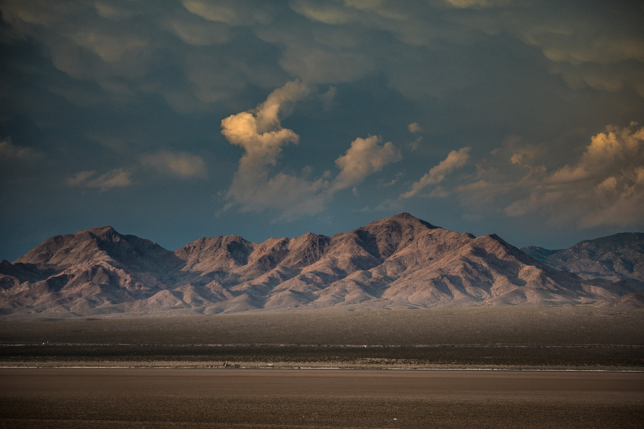 Nikon D500 + Sigma 50-100mm F1.8 DC HSM Art sample photo. Storm photography