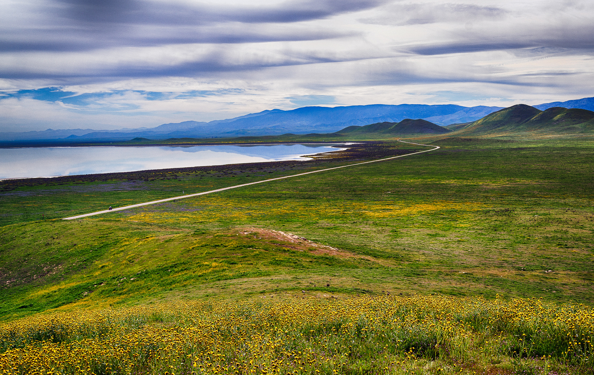 35mm F2.0 sample photo. Soda lake photography