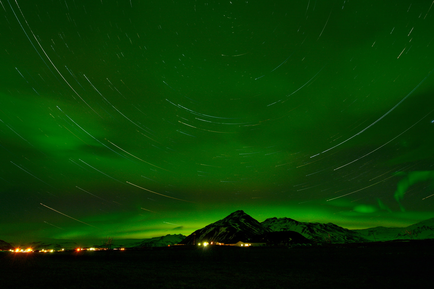 Nikon AF-S Nikkor 14-24mm F2.8G ED sample photo. Hornafjörður startrail photography