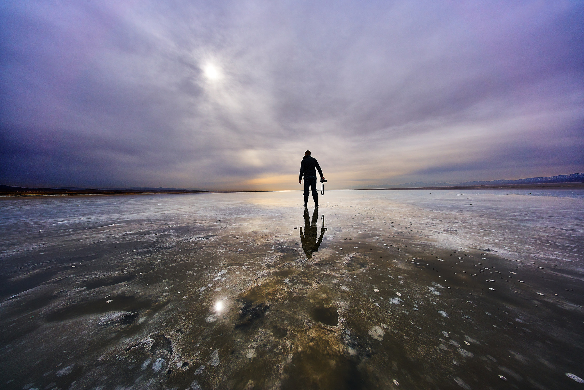 Voigtlander HELIAR-HYPER WIDE 10mm F5.6 sample photo. Taken at saltlake at qinghai lake. photography