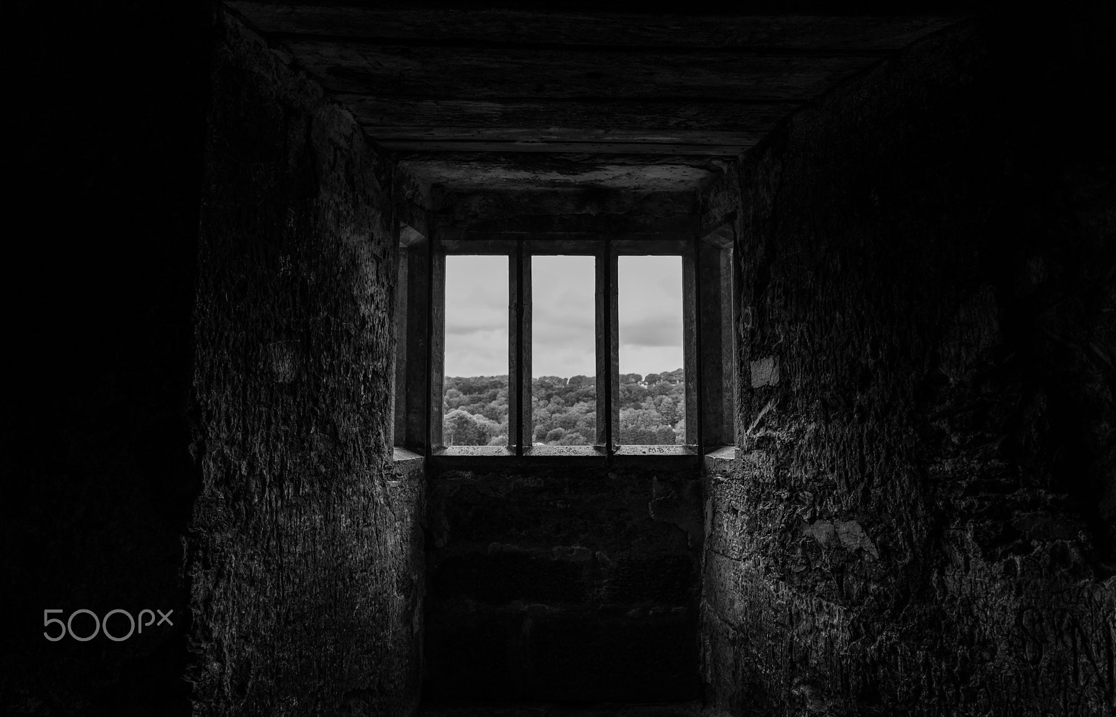 Samsung NX500 sample photo. Castle bars photography