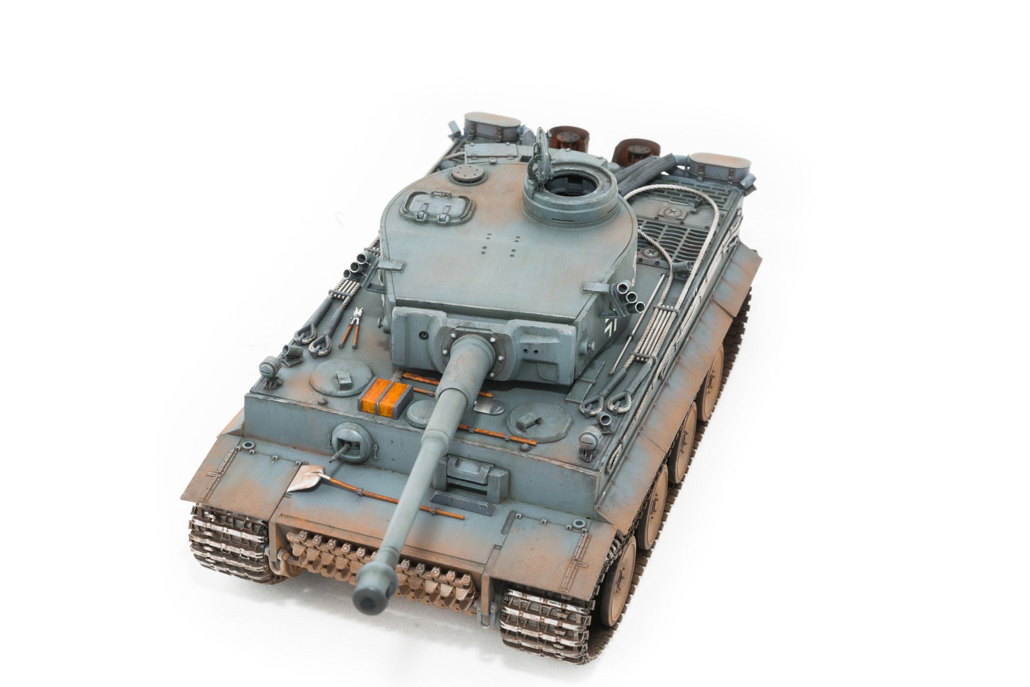 Nikon D800 + Nikon AF-S Micro-Nikkor 60mm F2.8G ED sample photo. Tamiya german tiger i early 1:35 model photography