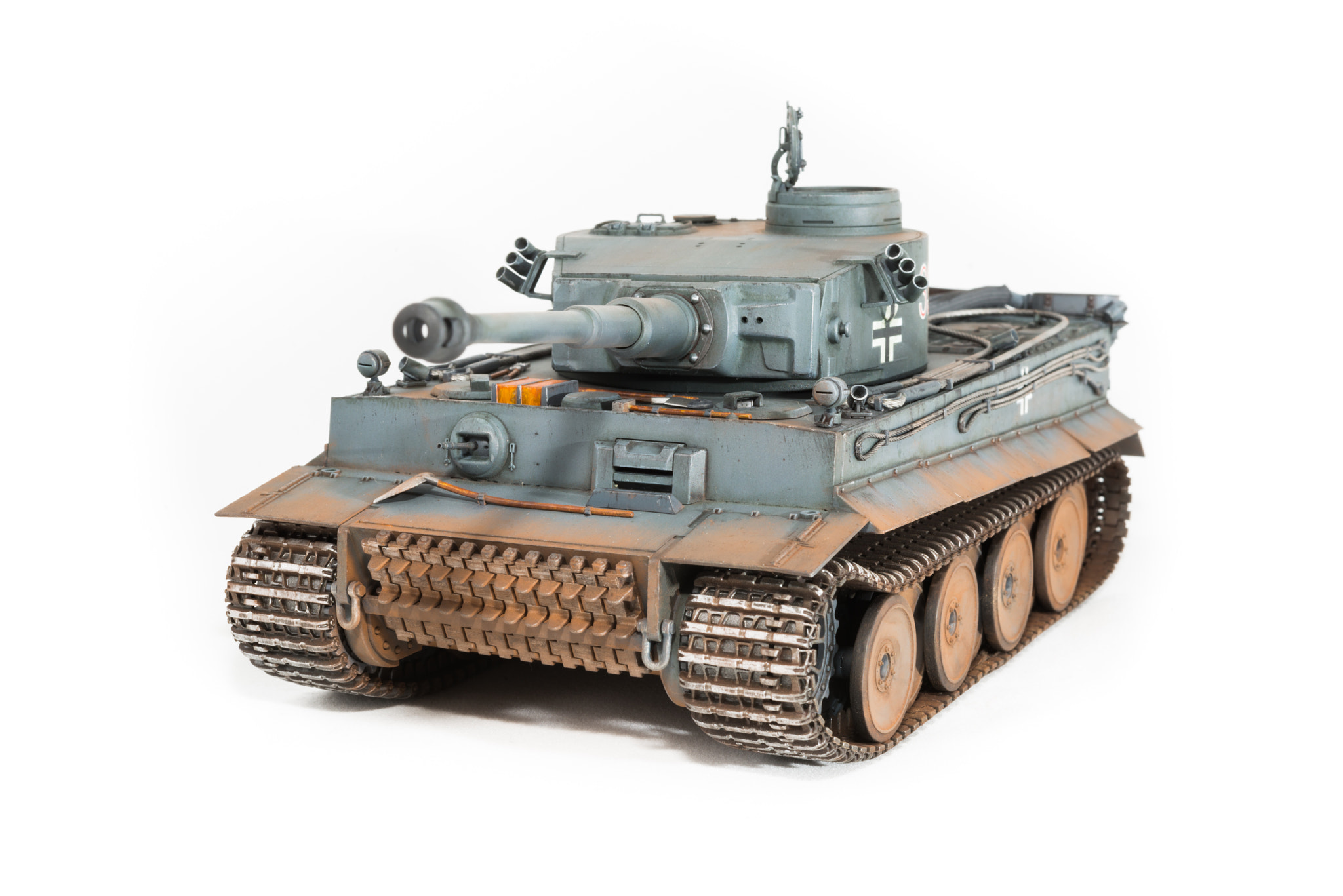 Nikon D800 + Nikon AF-S Micro-Nikkor 60mm F2.8G ED sample photo. Tamiya german tiger i early 1:35 model photography