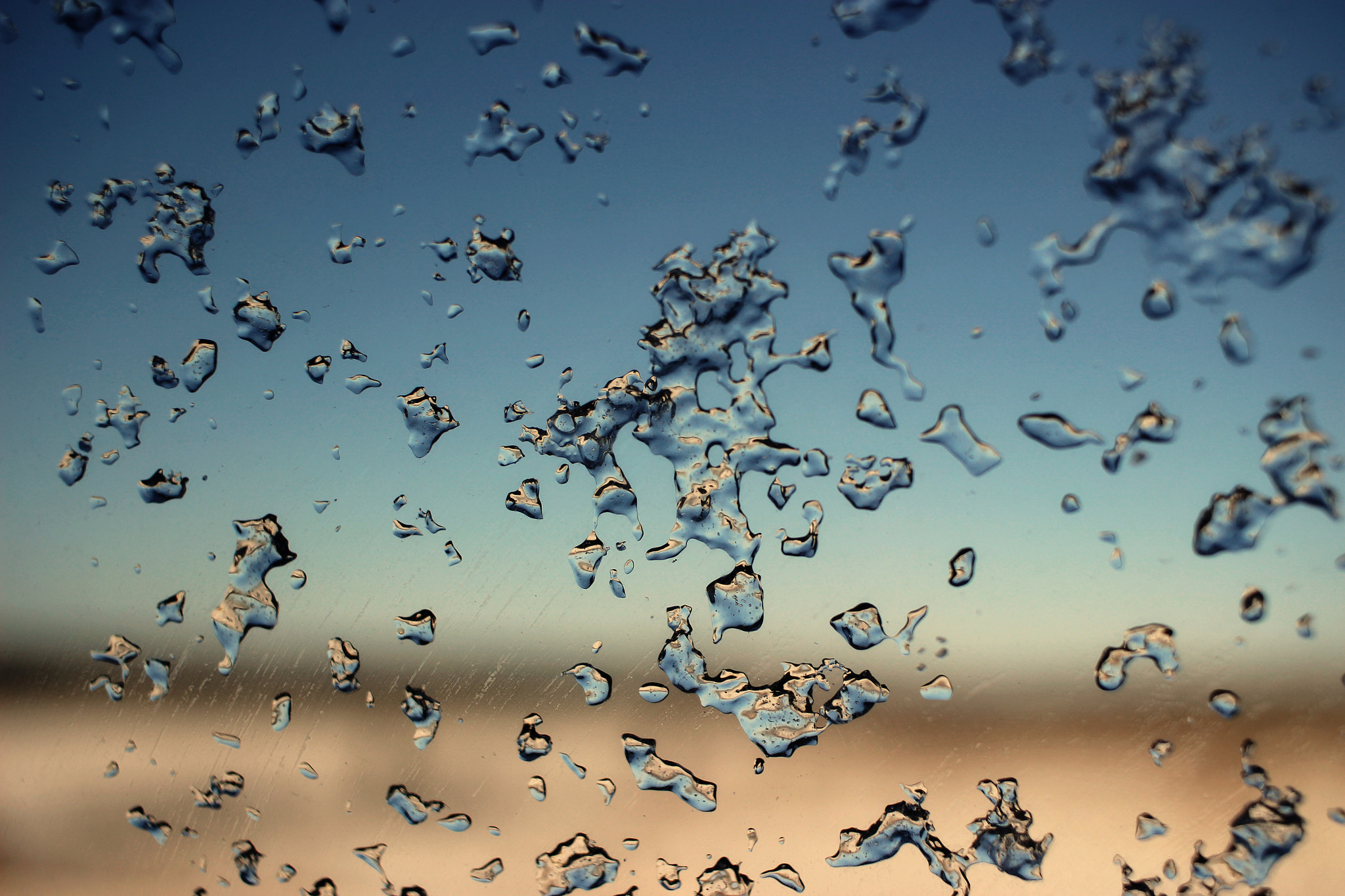 Canon EOS 100D (EOS Rebel SL1 / EOS Kiss X7) sample photo. Crystals on car windows photography