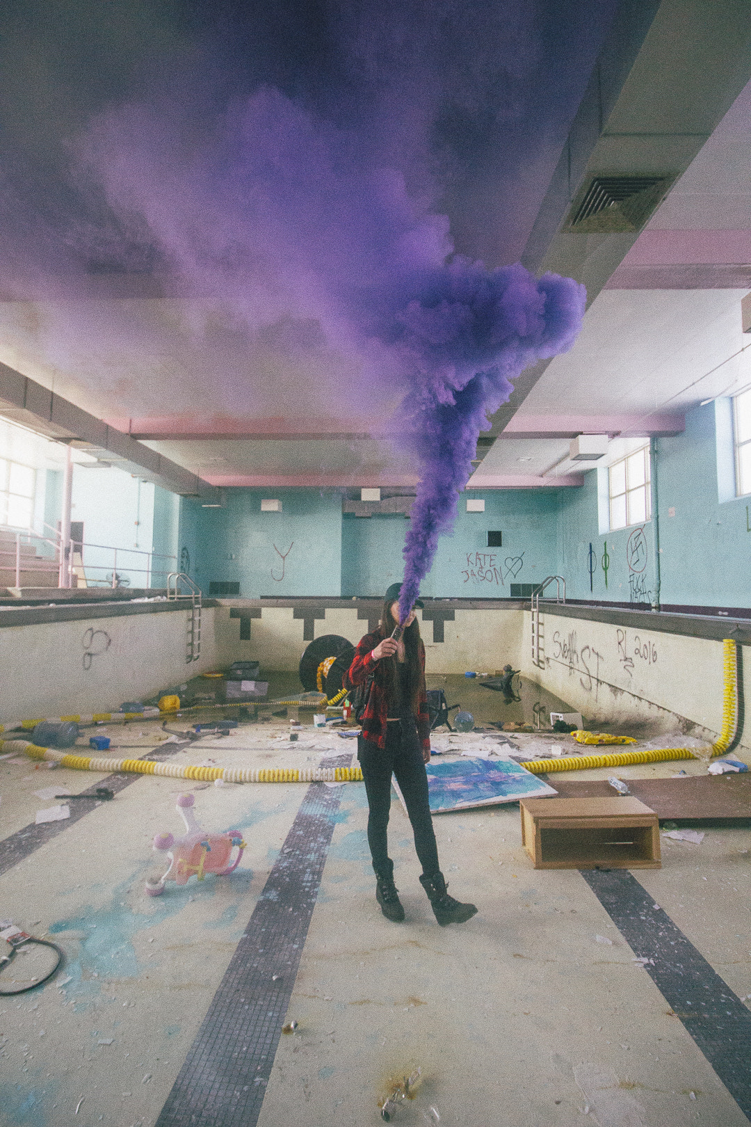 Canon EOS 60D sample photo. Abandoned. photography