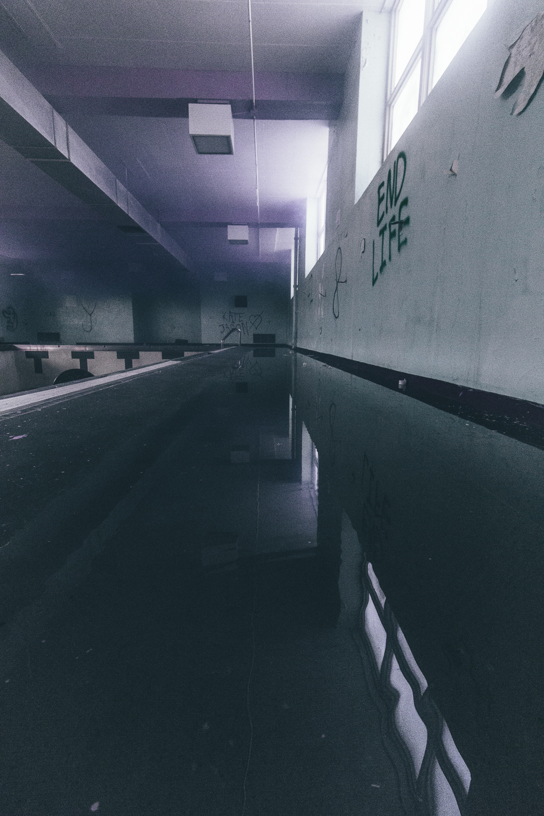 Canon EOS 60D sample photo. Abandoned. photography