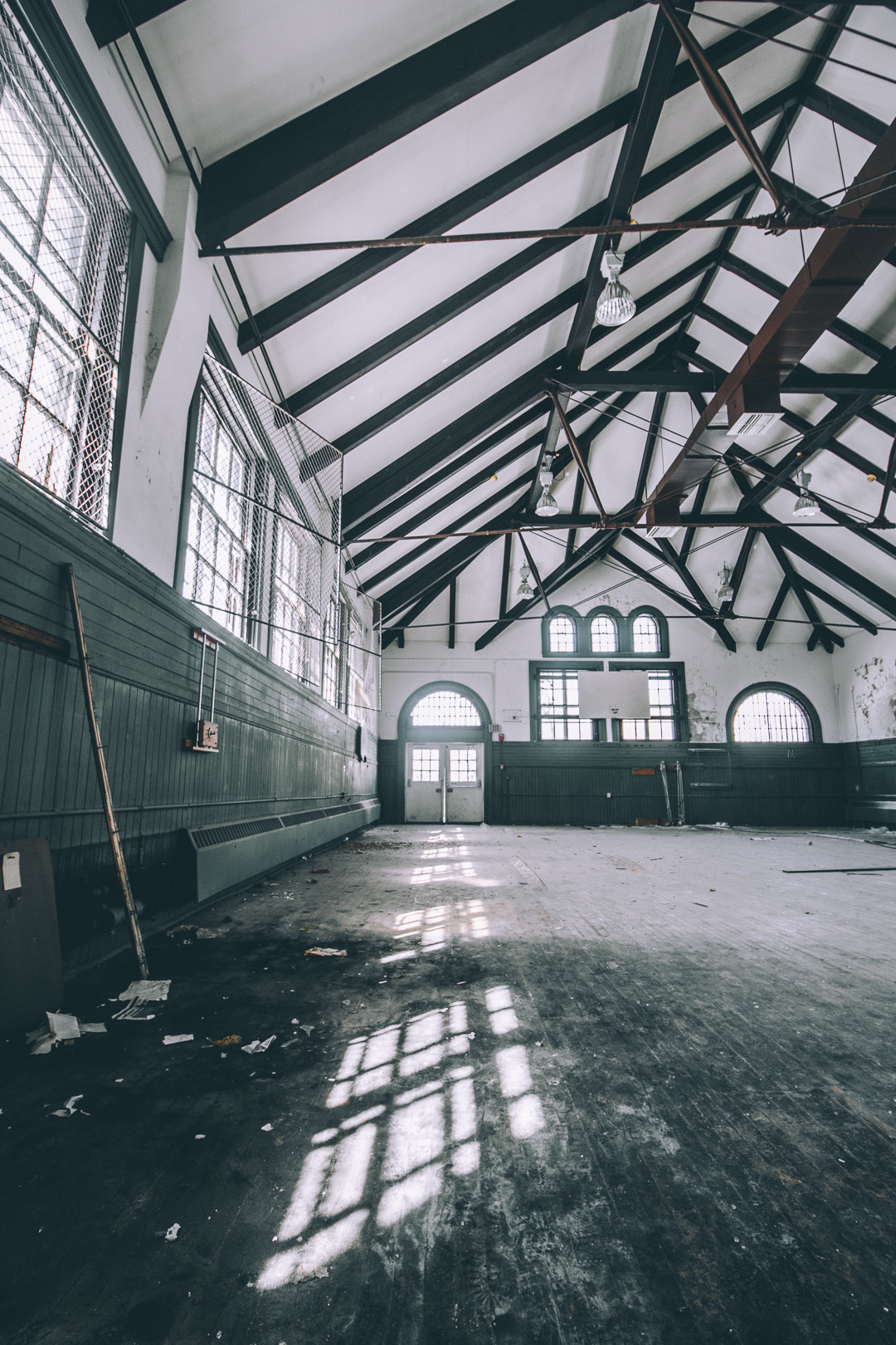 Canon EOS 60D sample photo. Abandoned. photography