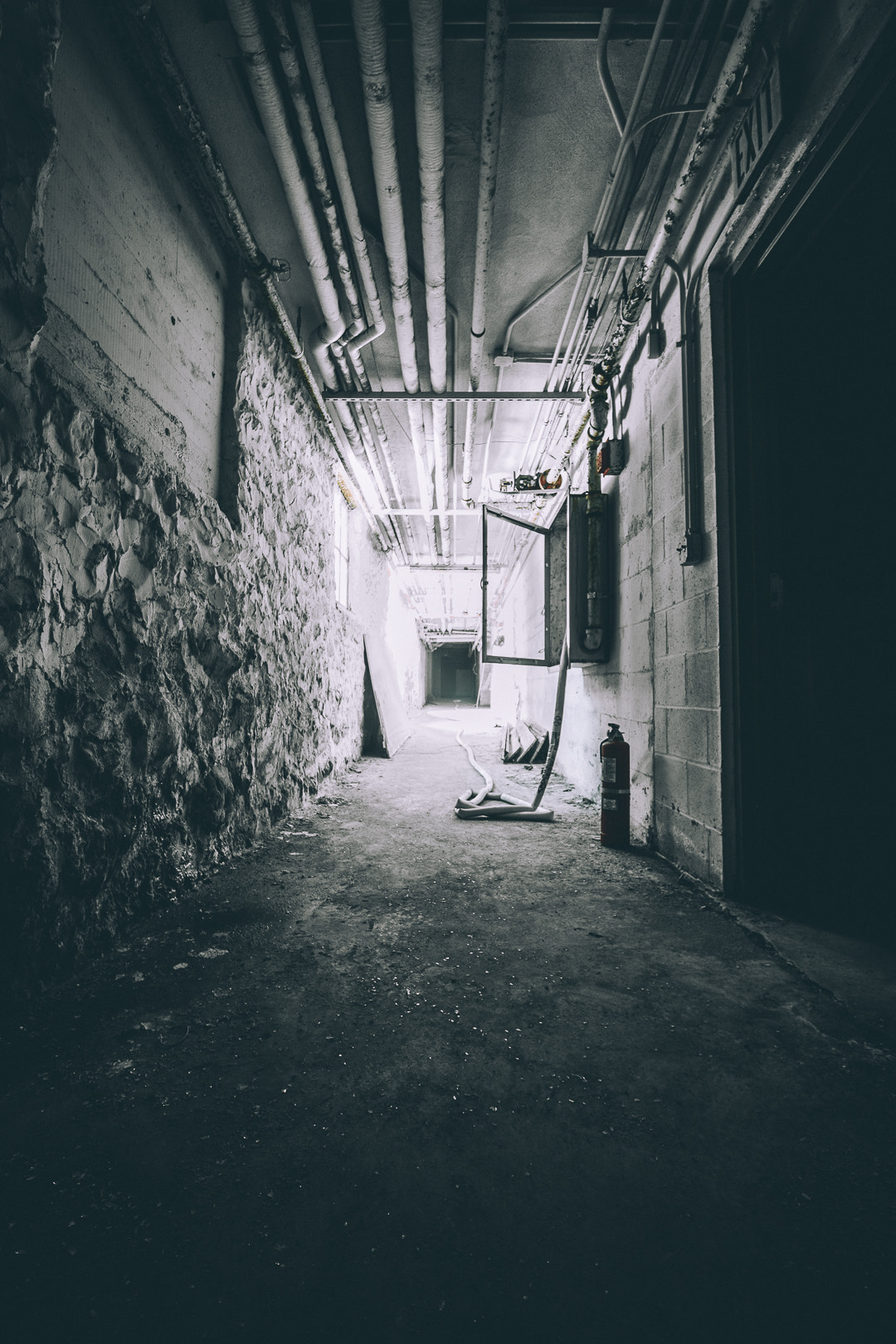 Canon EOS 60D sample photo. Abandoned. photography