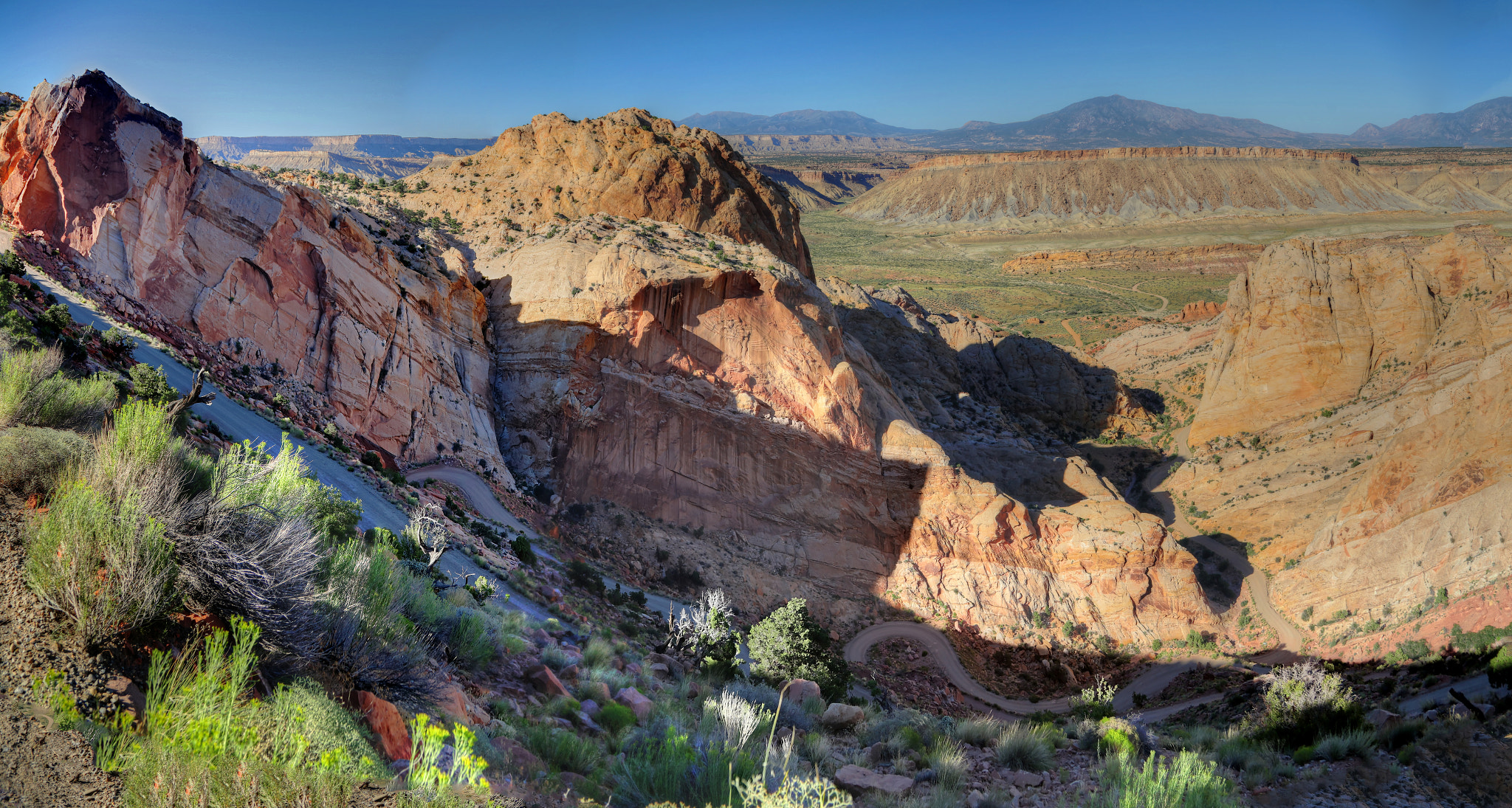 Canon EOS 5DS R sample photo. Descending the burr trail into the waterpocket fold of capital reef national park photography
