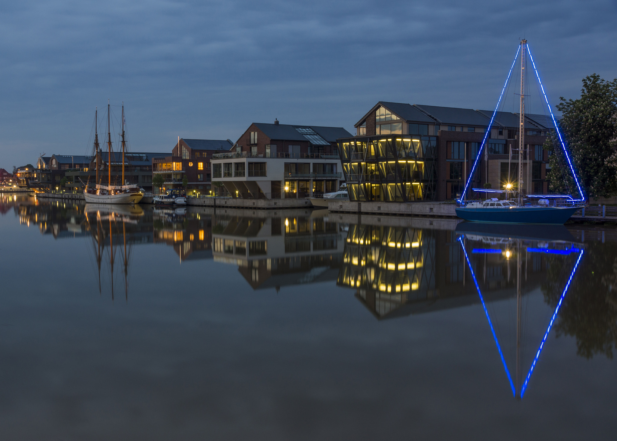 Sony Alpha NEX-7 sample photo. Waterfront, leer, germany photography