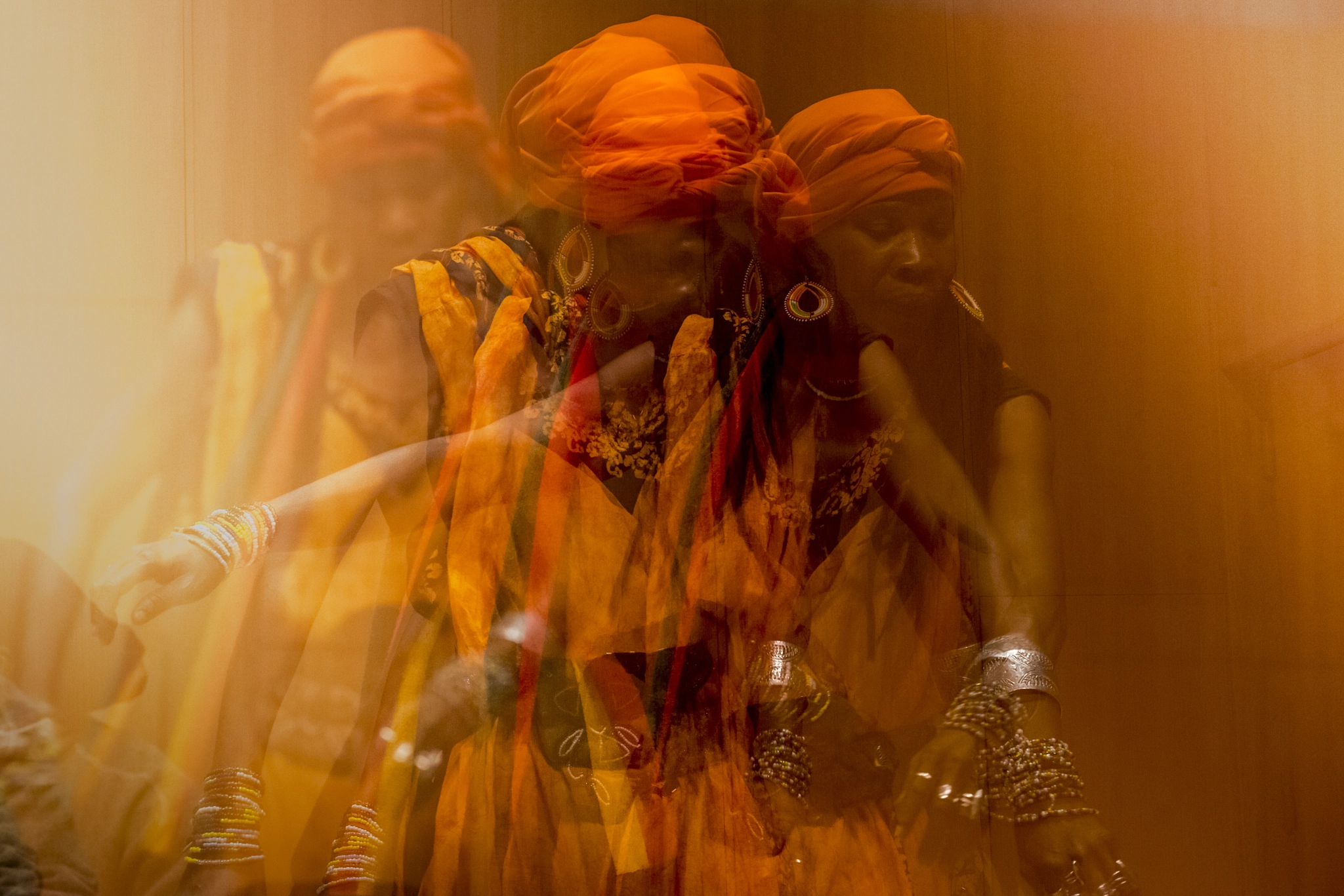 Nikon AF-Nikkor 80-200mm F2.8D ED sample photo. Dancing the spirit photography