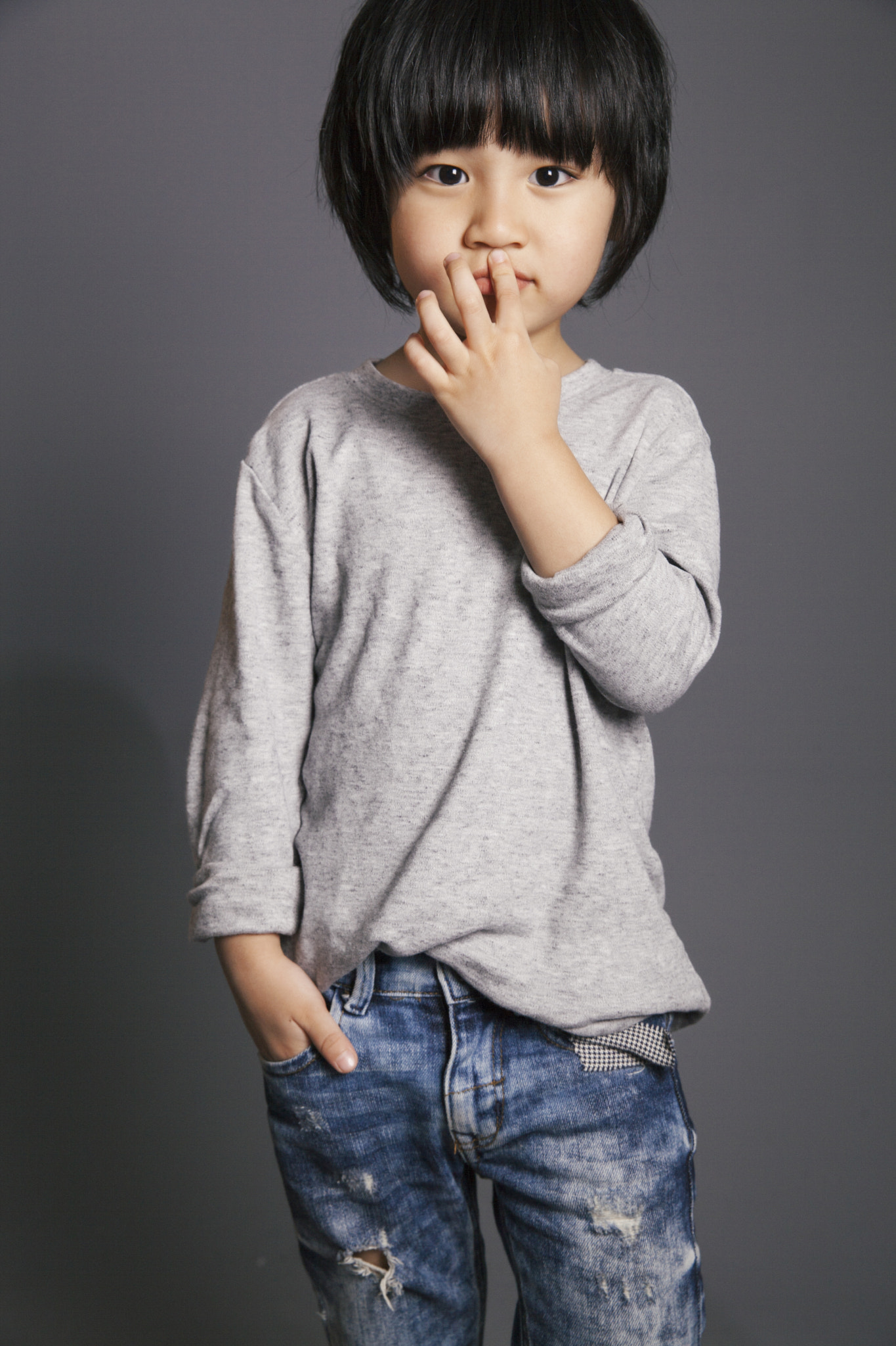 Canon EF 24-70mm F2.8L II USM sample photo. Boy photography