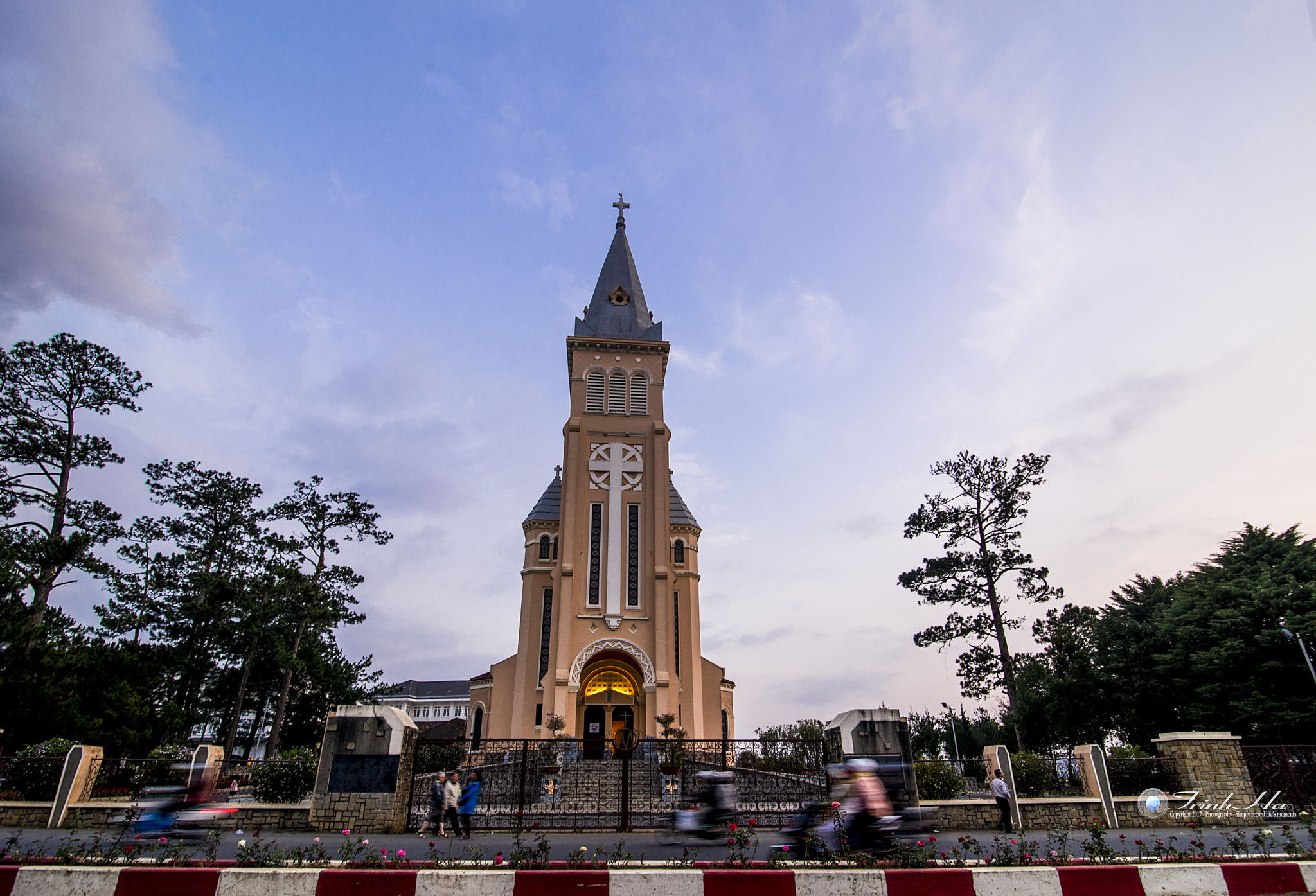 Tokina AT-X 16-28mm F2.8 Pro FX sample photo. Dsc photography