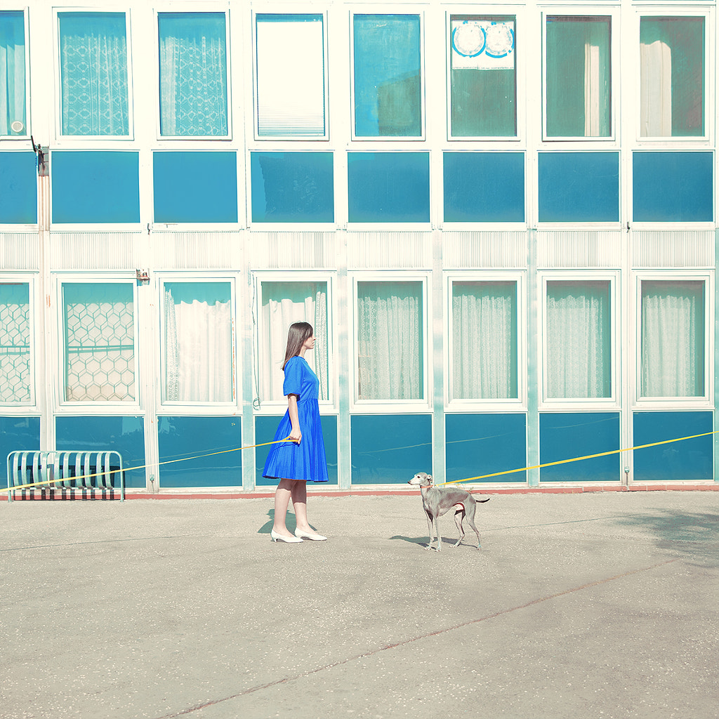 Walls_Lady with Dog by Maria Svarbova on 500px.com
