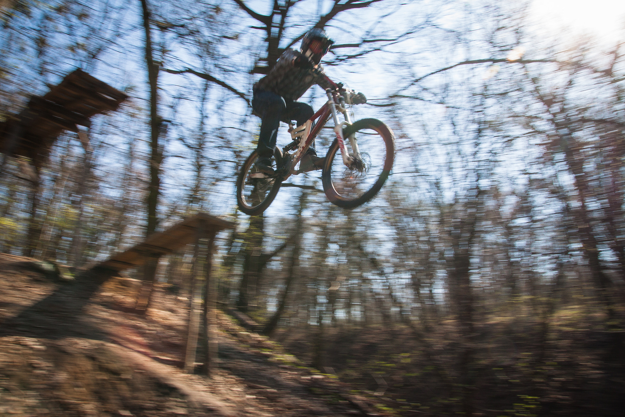 Tamron SP AF 17-50mm F2.8 XR Di II LD Aspherical (IF) sample photo. Downhill photography