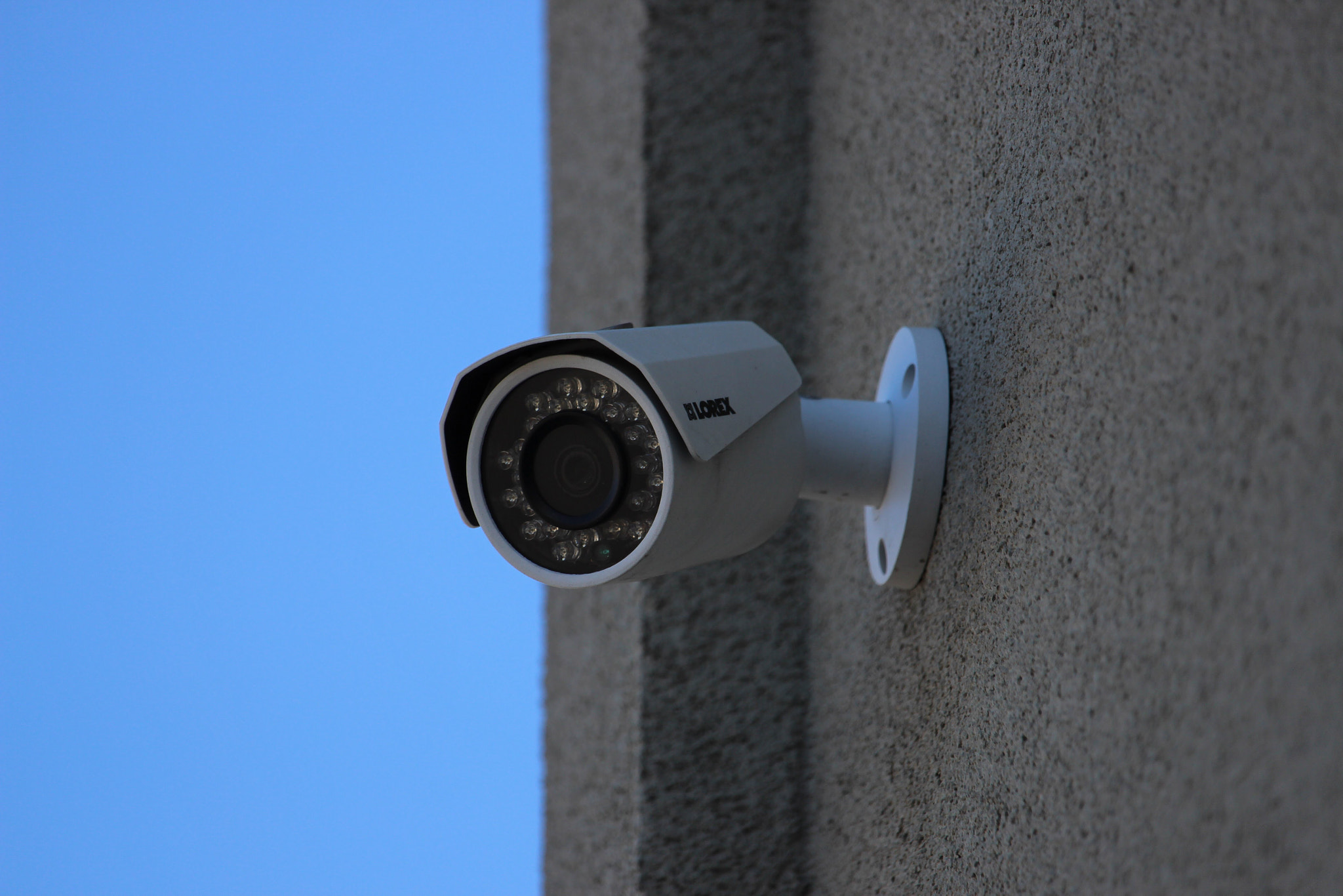 Canon EF-S 55-250mm F4-5.6 IS STM sample photo. Security camera photography