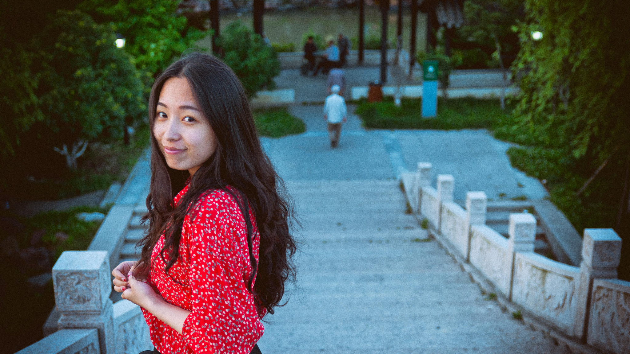 Sigma 17-50mm F2.8 EX DC OS HSM sample photo. Smile photography