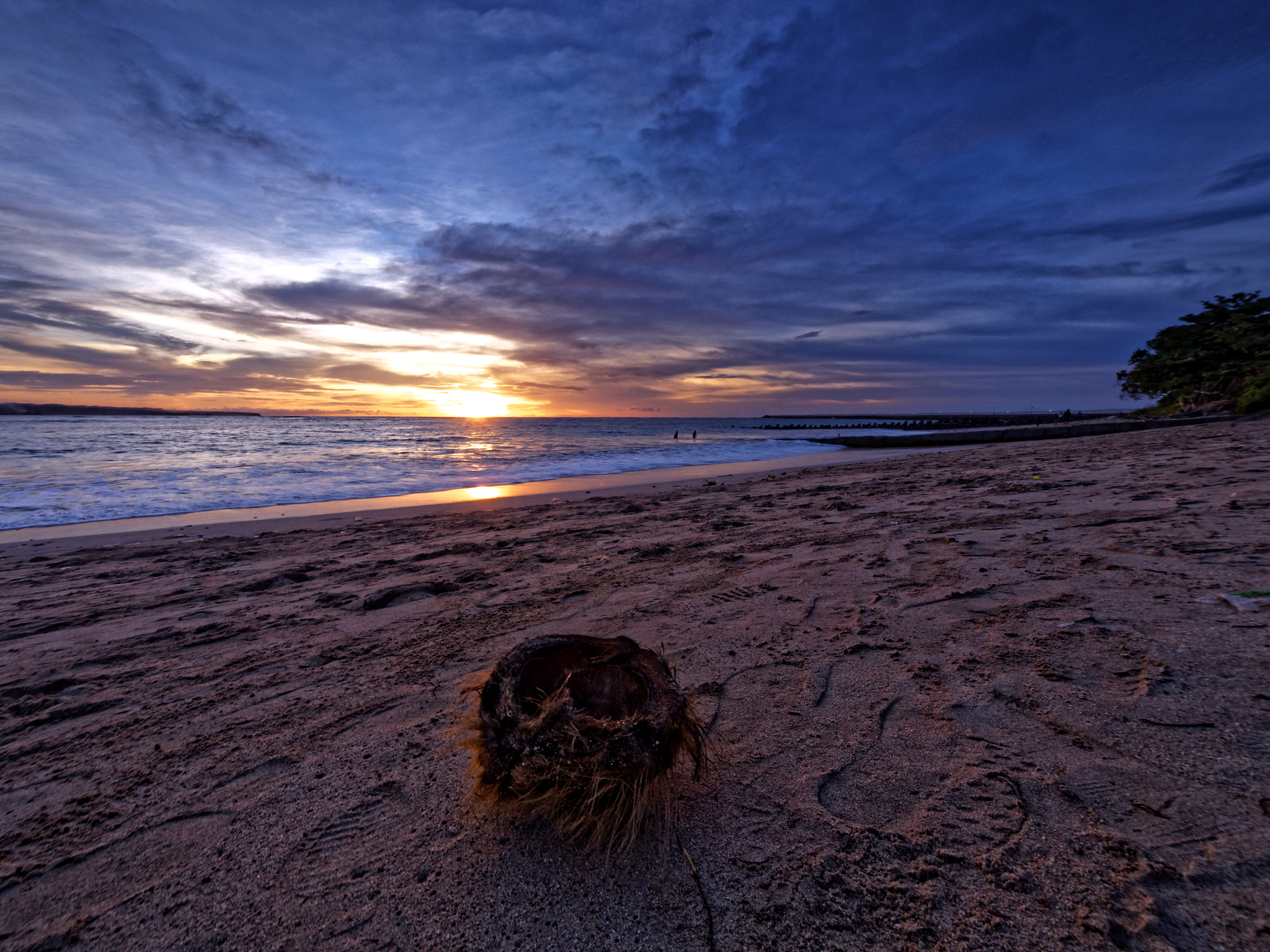 OLYMPUS  7-14mm Lens sample photo. One day at the beach photography