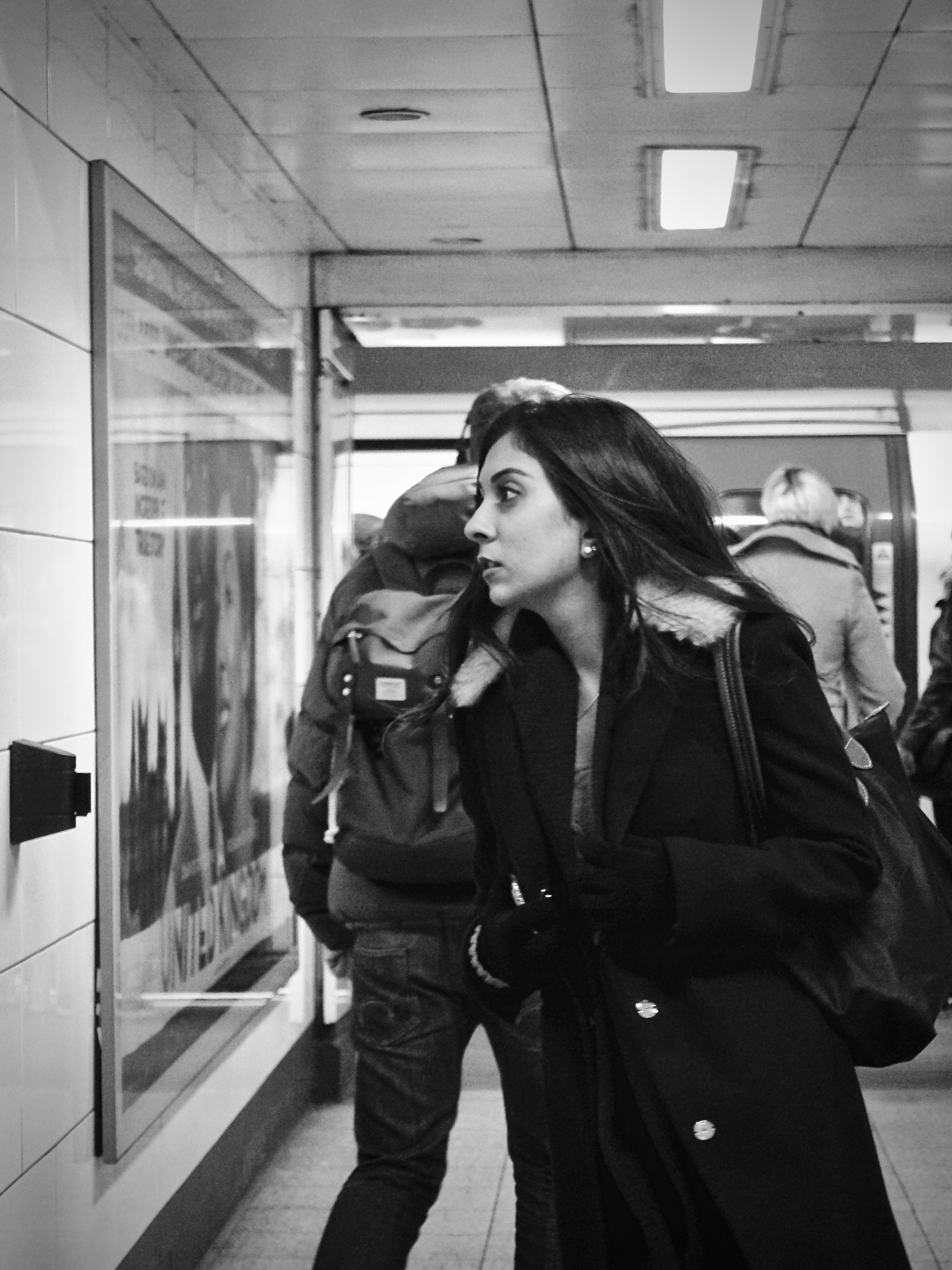 Sony Cyber-shot DSC-RX100 IV + Sony 24-70mm F1.8-2.8 sample photo. Oxford circus, central london, uk. photography