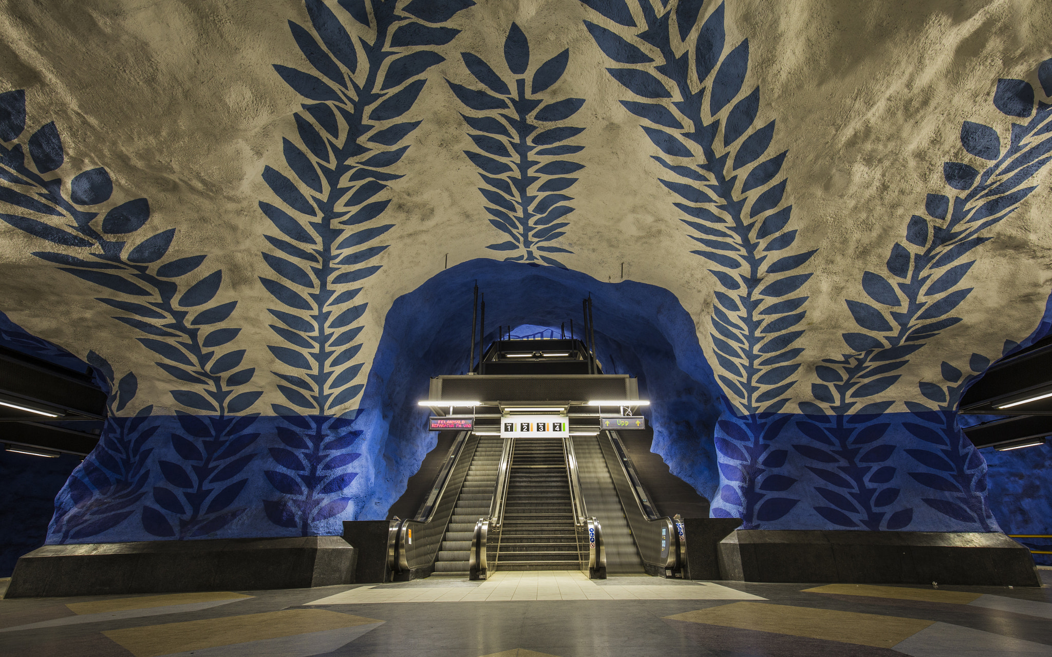 Canon EF 16-35mm F4L IS USM sample photo. T-centralen station: stockholm subway photography