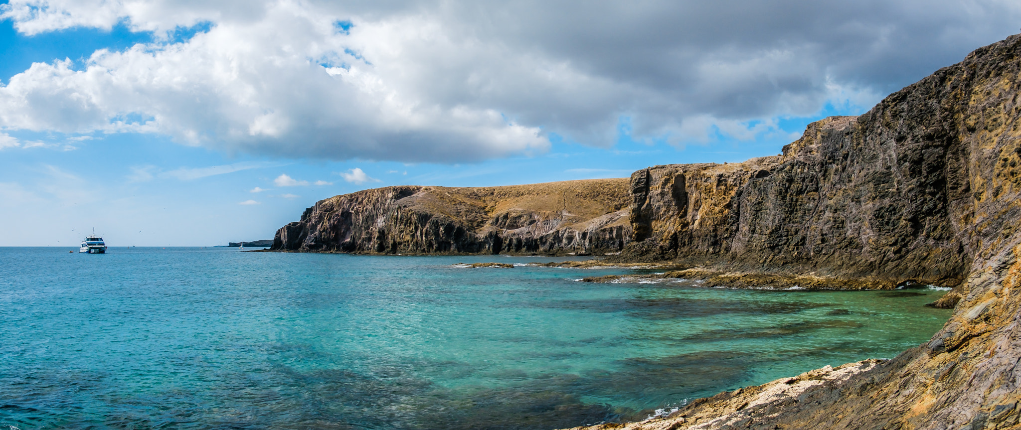 Fujifilm X-Pro2 + Fujifilm XF 18mm F2 R sample photo. Papagayo photography