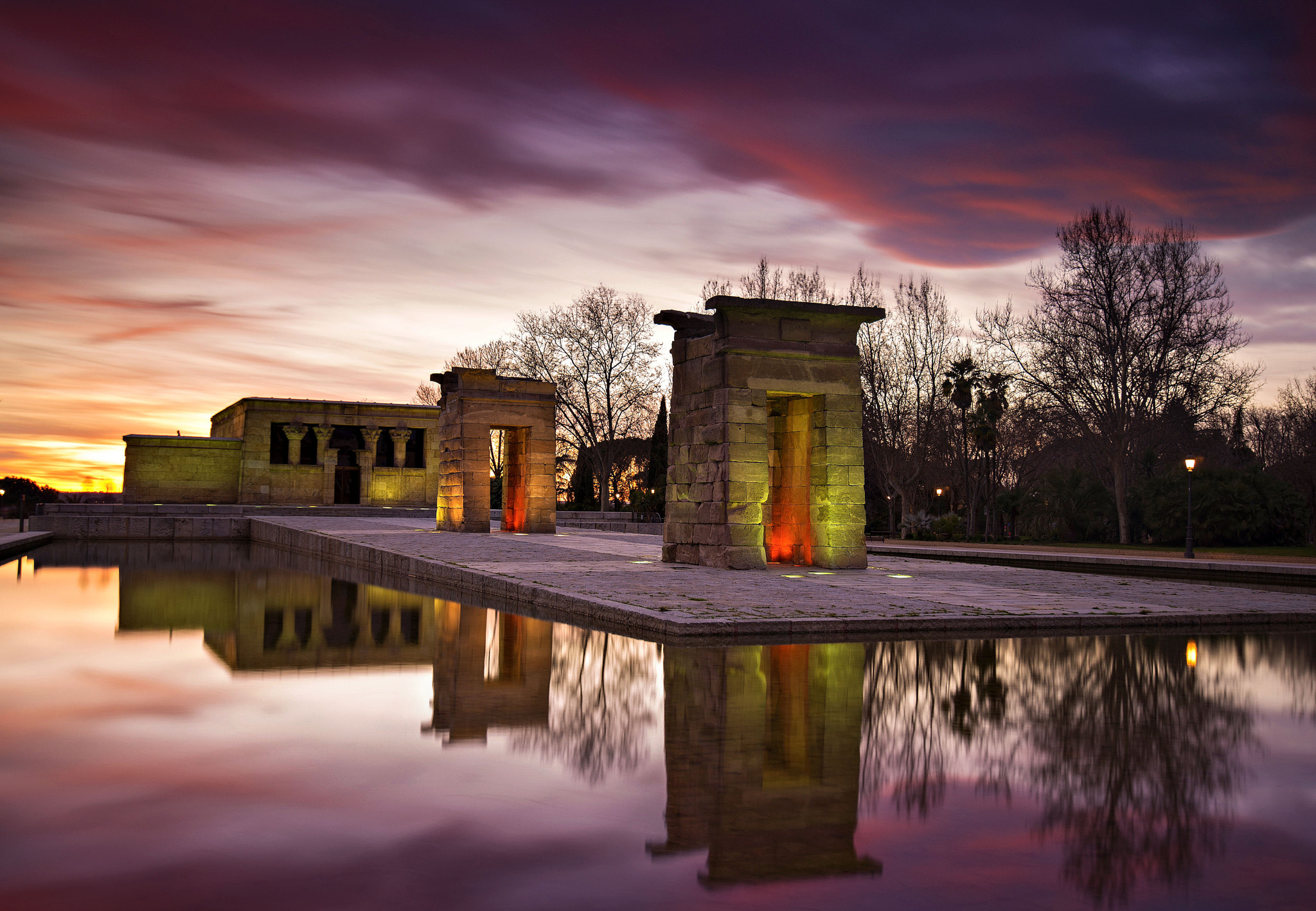 Nikon D610 + Nikon AF-S Nikkor 16-35mm F4G ED VR sample photo. Debod photography