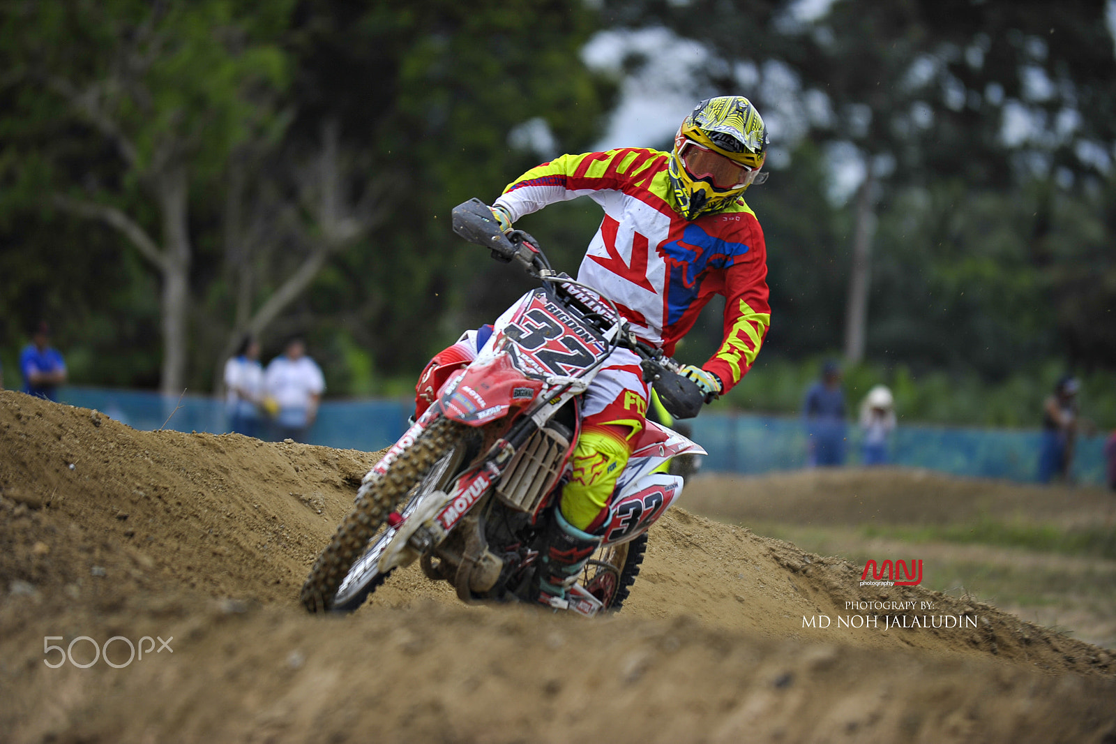 Nikon D3S + Nikon AF-S Nikkor 70-200mm F2.8G ED VR sample photo. Motocross- don kasim photography