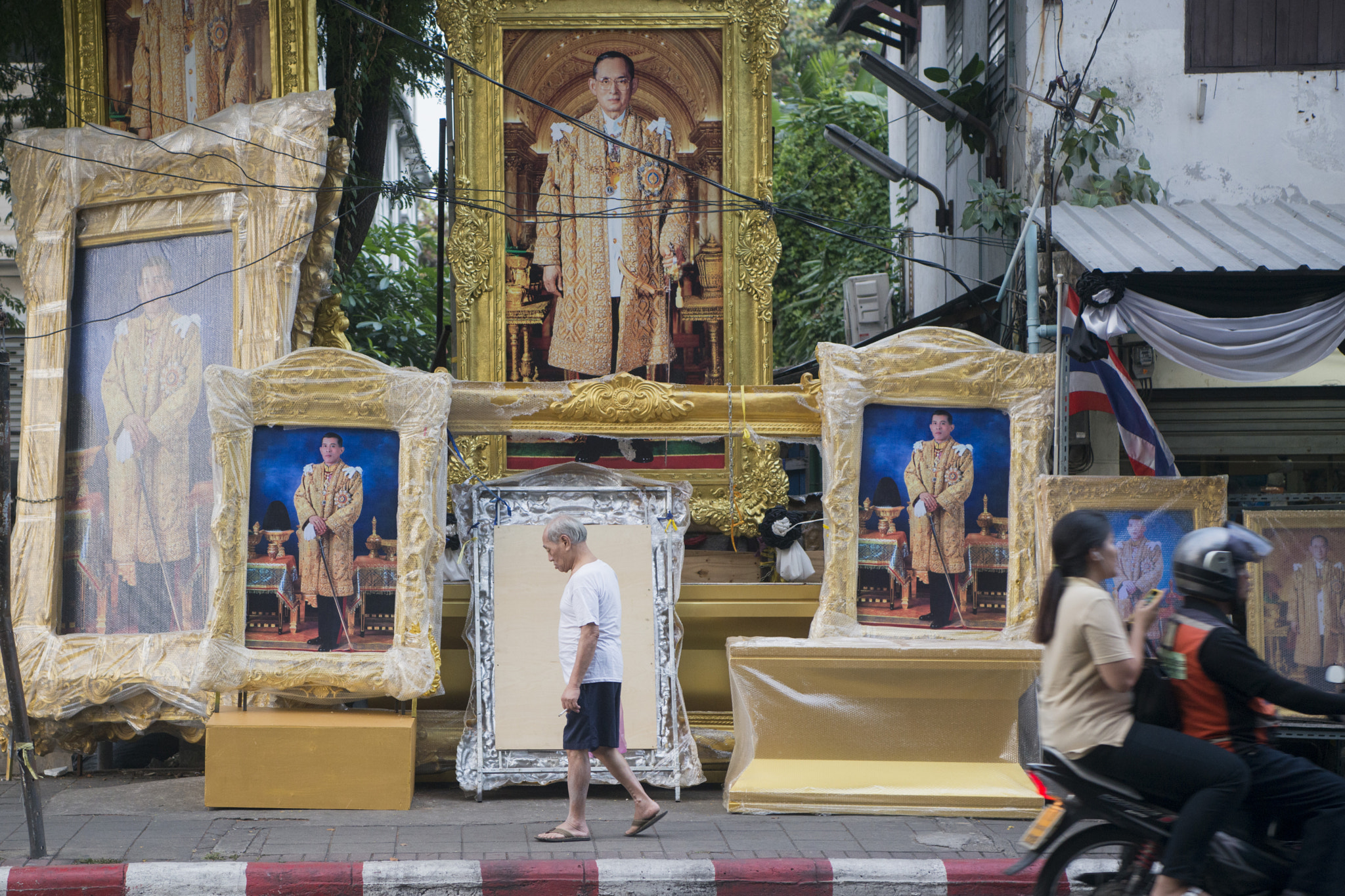 Nikon D800 sample photo. Thailand bangkok king vajiralongkorn photography