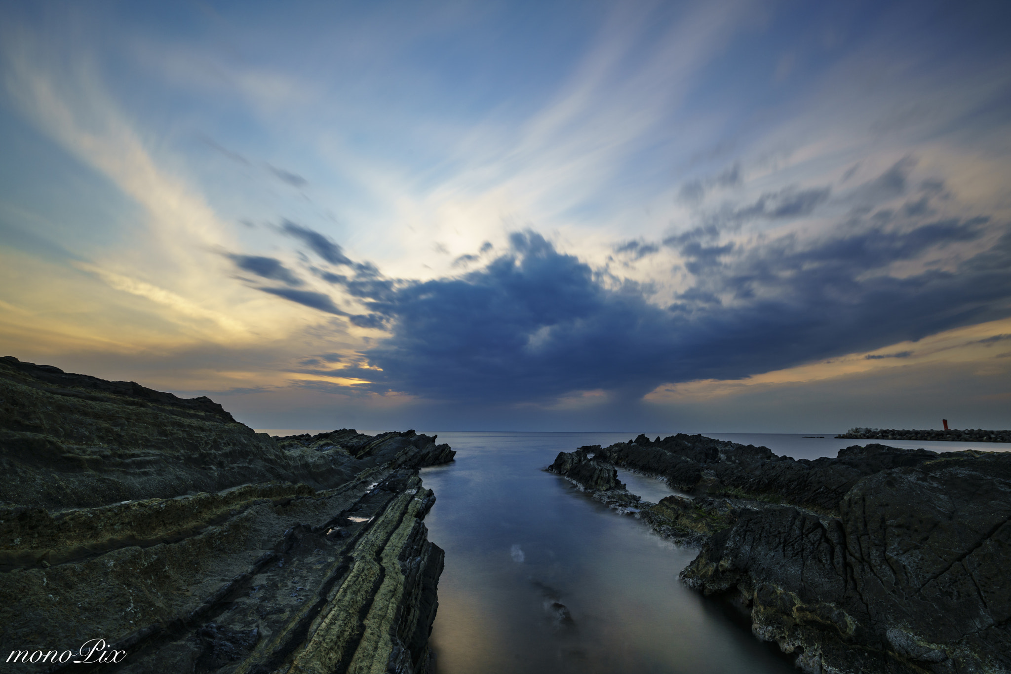 Sony a7R II + Sony Vario-Tessar T* FE 16-35mm F4 ZA OSS sample photo. Claw photography