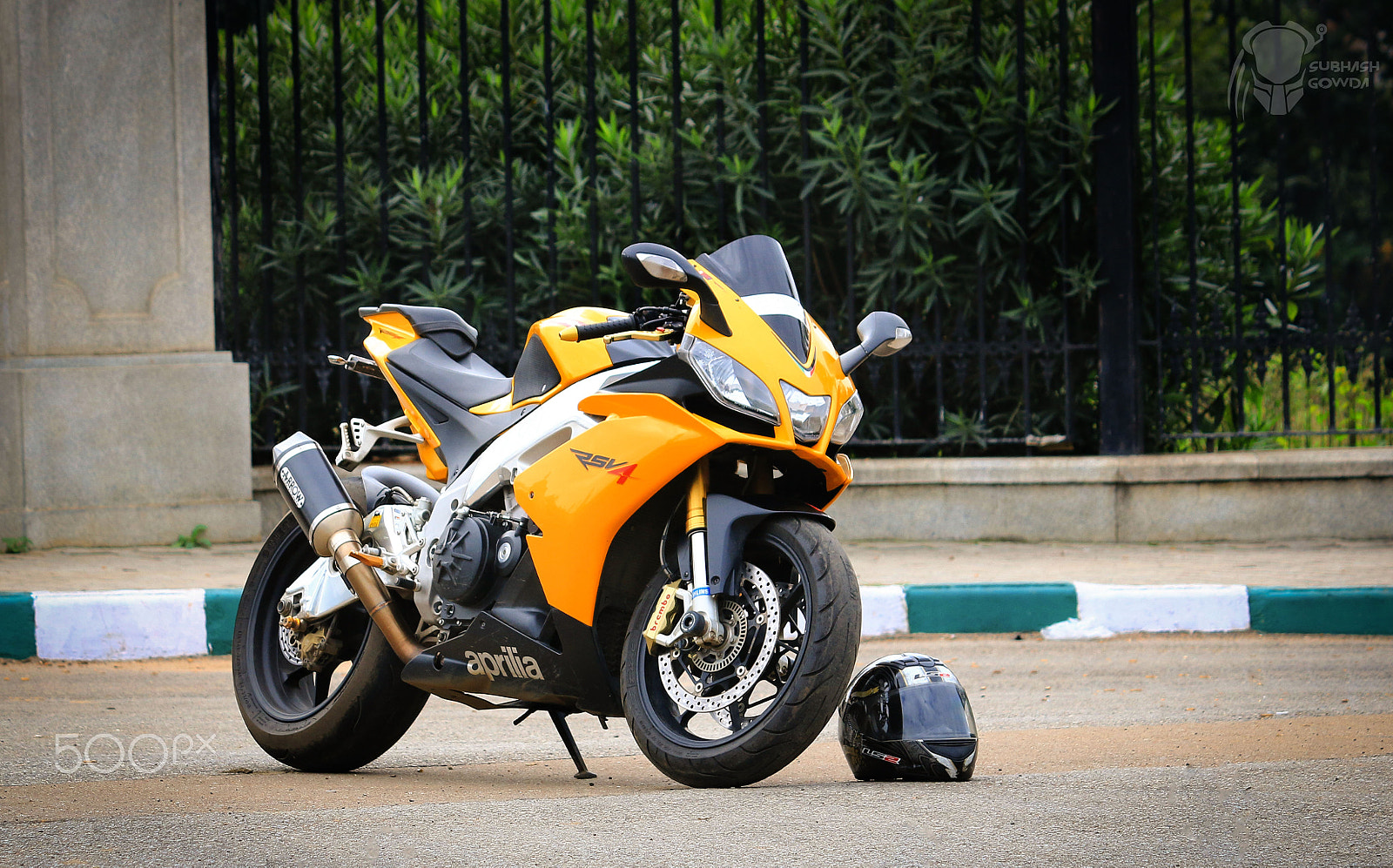 Canon EF-S 55-250mm F4-5.6 IS II sample photo. Aprilia rsv4 photography