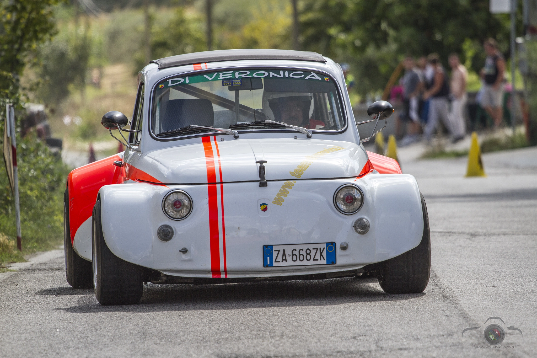 Canon EOS 7D + Canon EF 70-200mm F4L USM sample photo. Fiat 500 photography