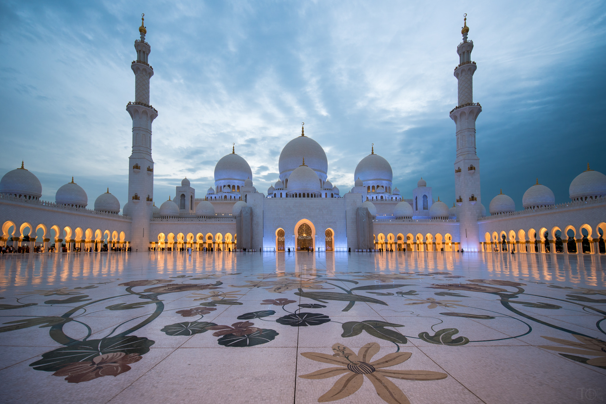 Nikon D750 + Tamron SP 15-30mm F2.8 Di VC USD sample photo. Sheikh zayed grand mosque photography