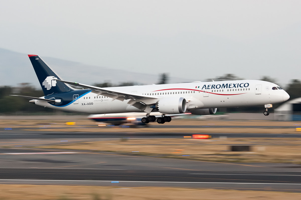 Canon EF 100-400mm F4.5-5.6L IS USM sample photo. Aeromexico boeing 787-9 xa-add mmmx 29mar17 photography