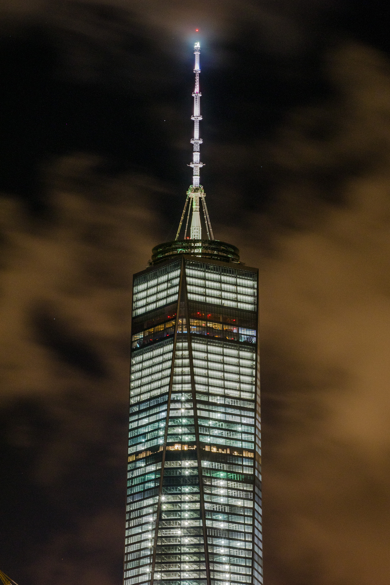 Olympus OM-D E-M1 + Olympus M.Zuiko Digital ED 40-150mm F2.8 Pro sample photo. One world trade center photography