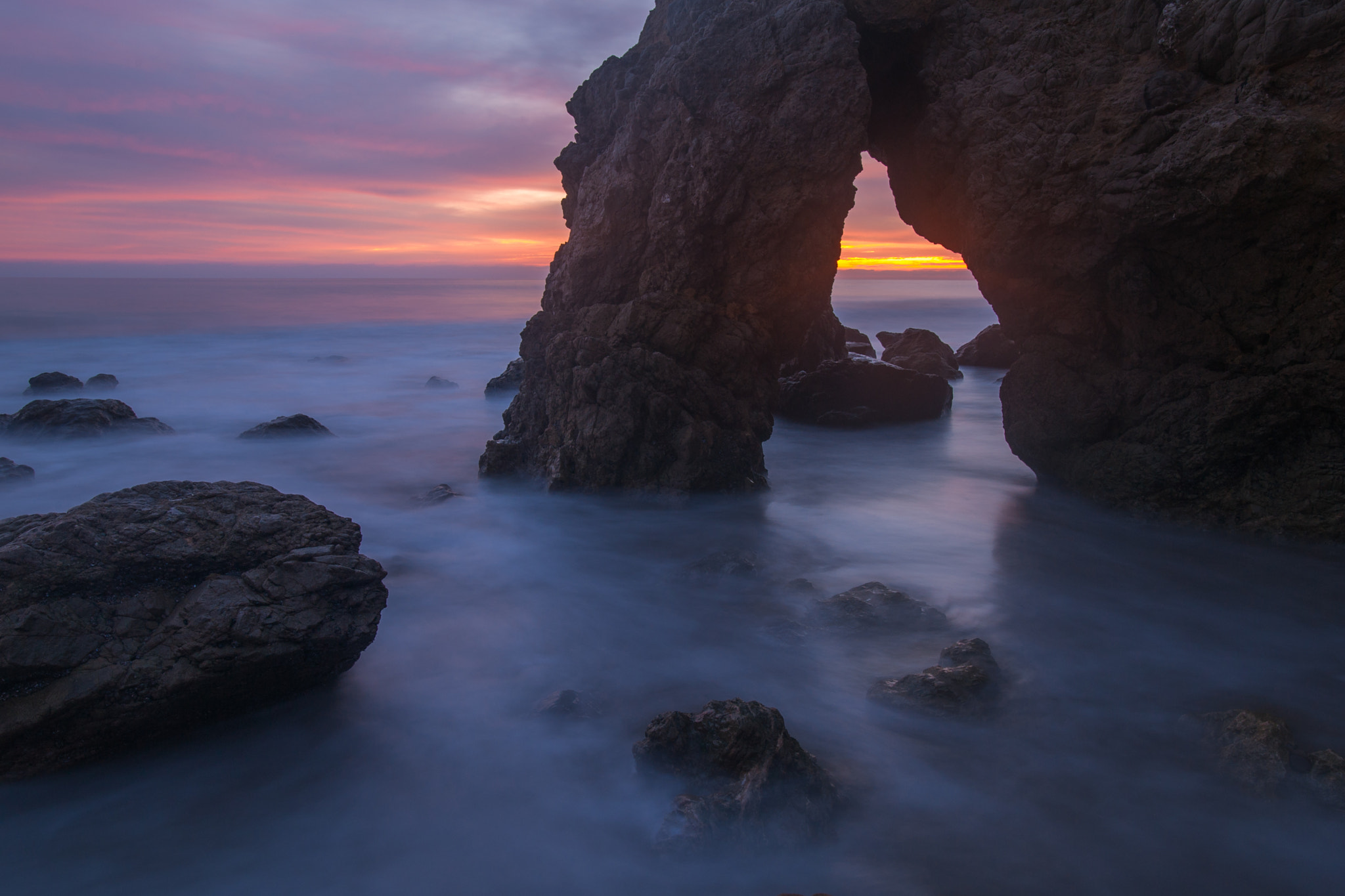 Nikon AF-S Nikkor 17-35mm F2.8D ED-IF sample photo. Malibu beach photography