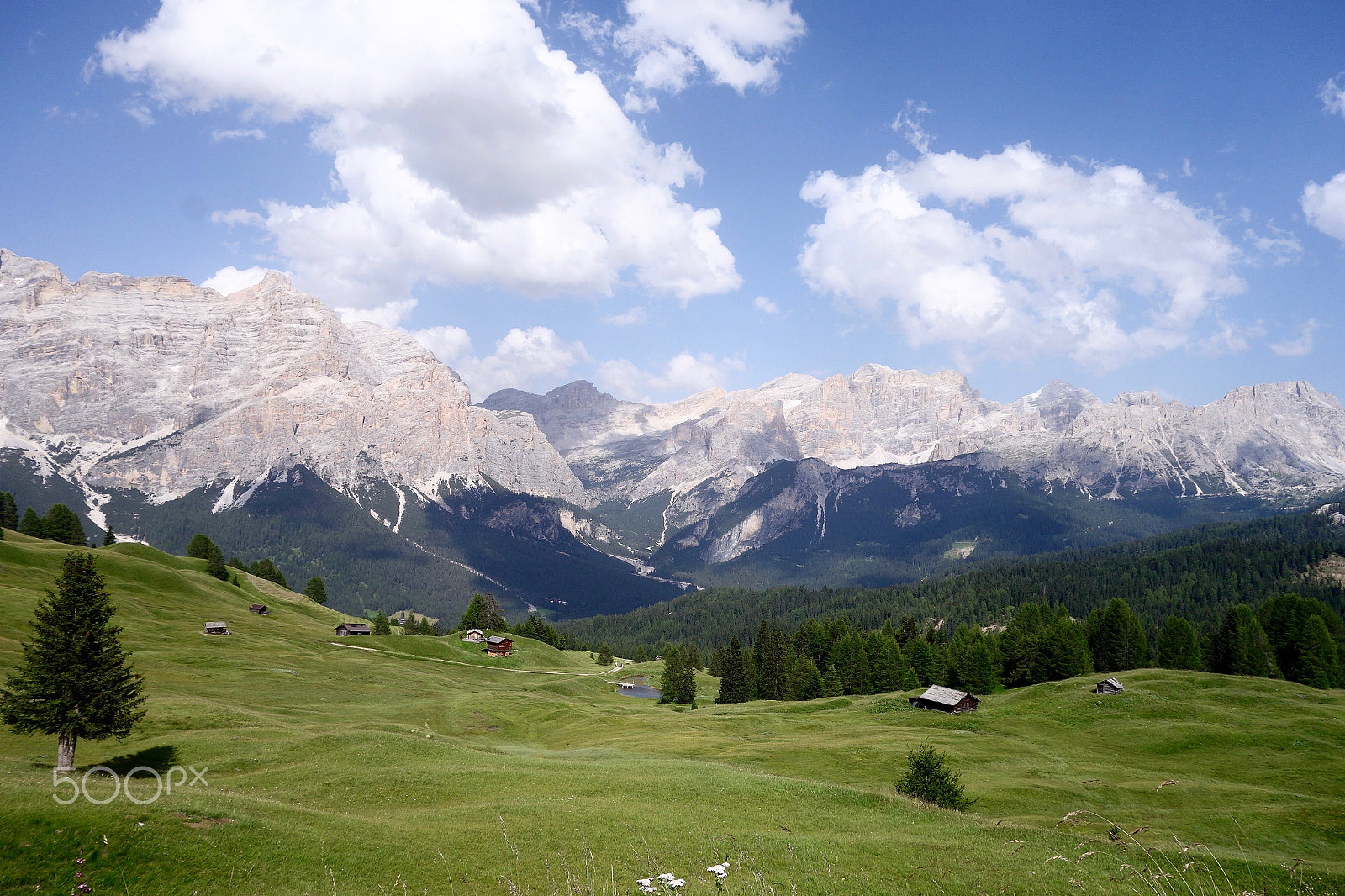 Sony 28-100mm F1.8-4.9 sample photo. Italian dolomites in summer photography