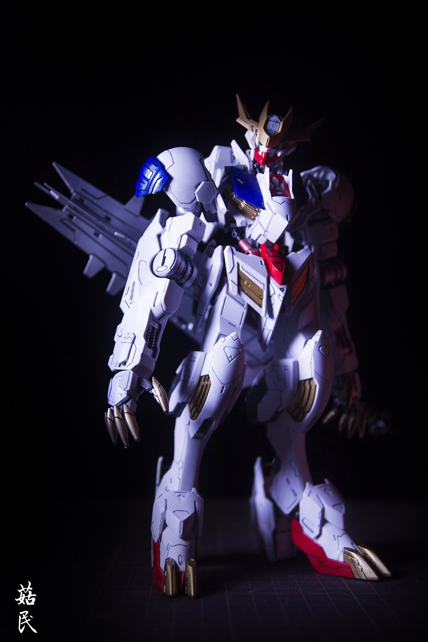 Canon EF-S 17-55mm F2.8 IS USM sample photo. ガンダム・バルバトス@ 鉄血のオルフェンズ photography