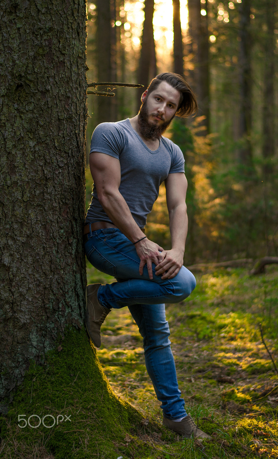 Nikon D5200 + Nikon AF-S Nikkor 50mm F1.8G sample photo. The woods photography